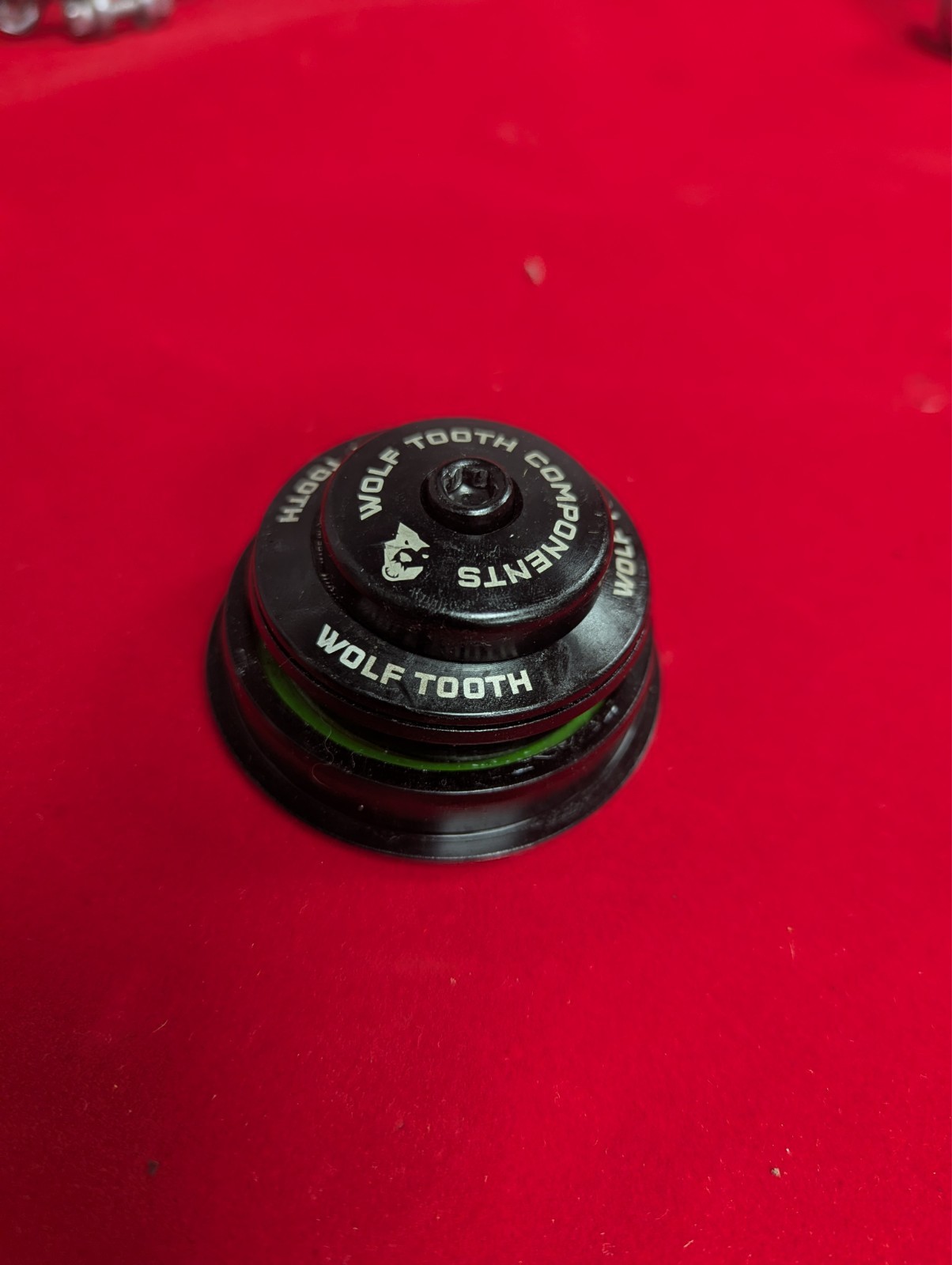 Wolf Tooth Performance Headset – ZS44/28.6 Upper, ZS56 lower