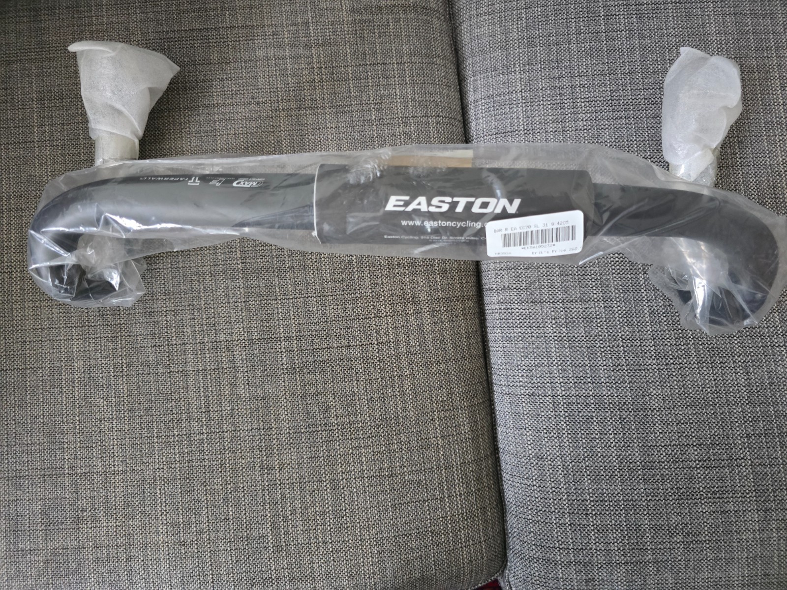 Easton EC70 SL Carbon Fiber Road Handlebar 42cm wide | 31.8mm