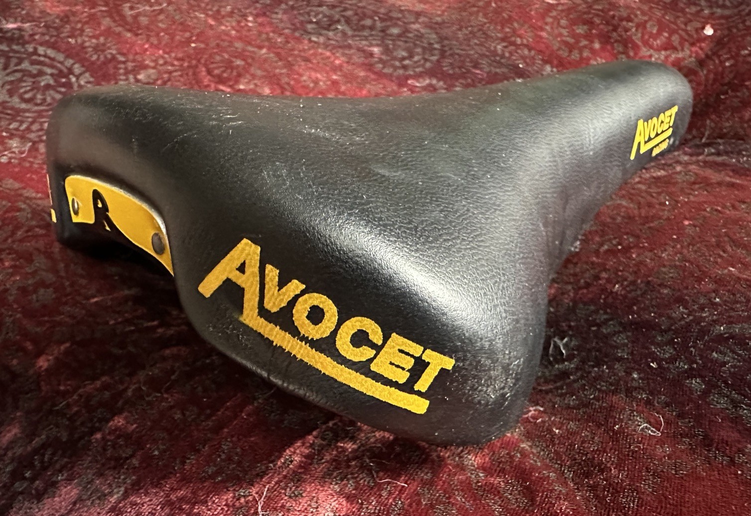 Vintage Avocet Racing 1 R1 Saddle | Black/Yellow
