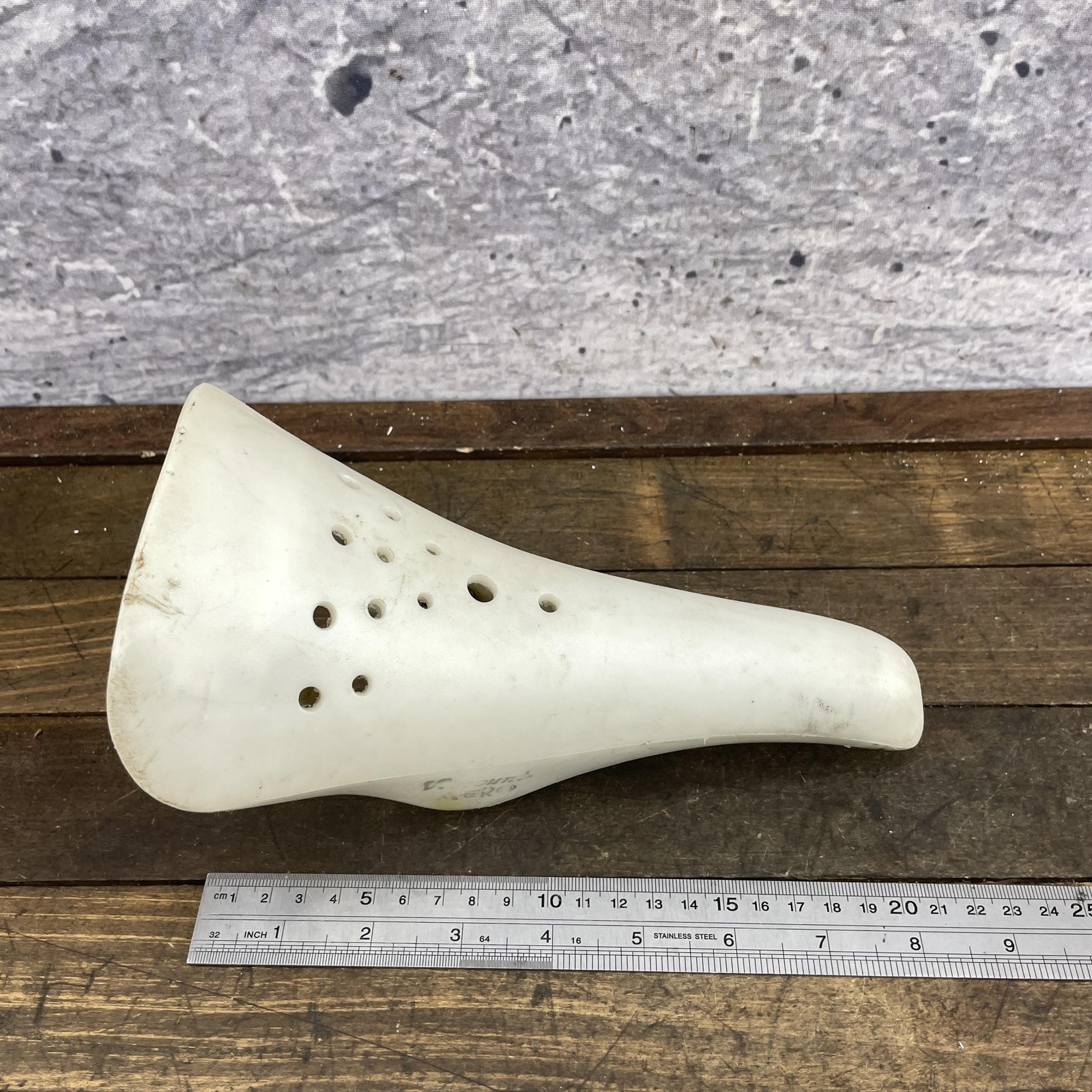 Vintage Viscount BMX Mini Aero Bicycle Saddle Seat White Pit Bike H292 1980s