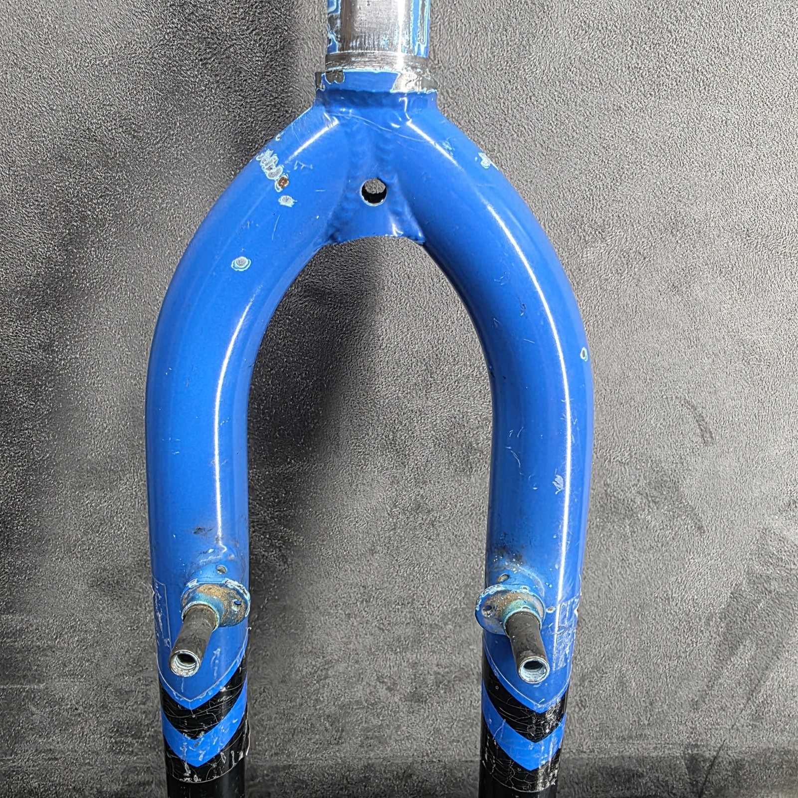 Vintage 26″ Mountain Bike Rigid Fork 1″ Threaded Chromoly Blue Black Paint 5.75″