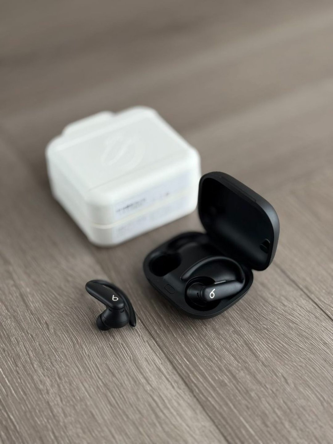 Beats Powerbeats Pro 2 Noise Cancelling Earbuds Headphones – Matte Black
