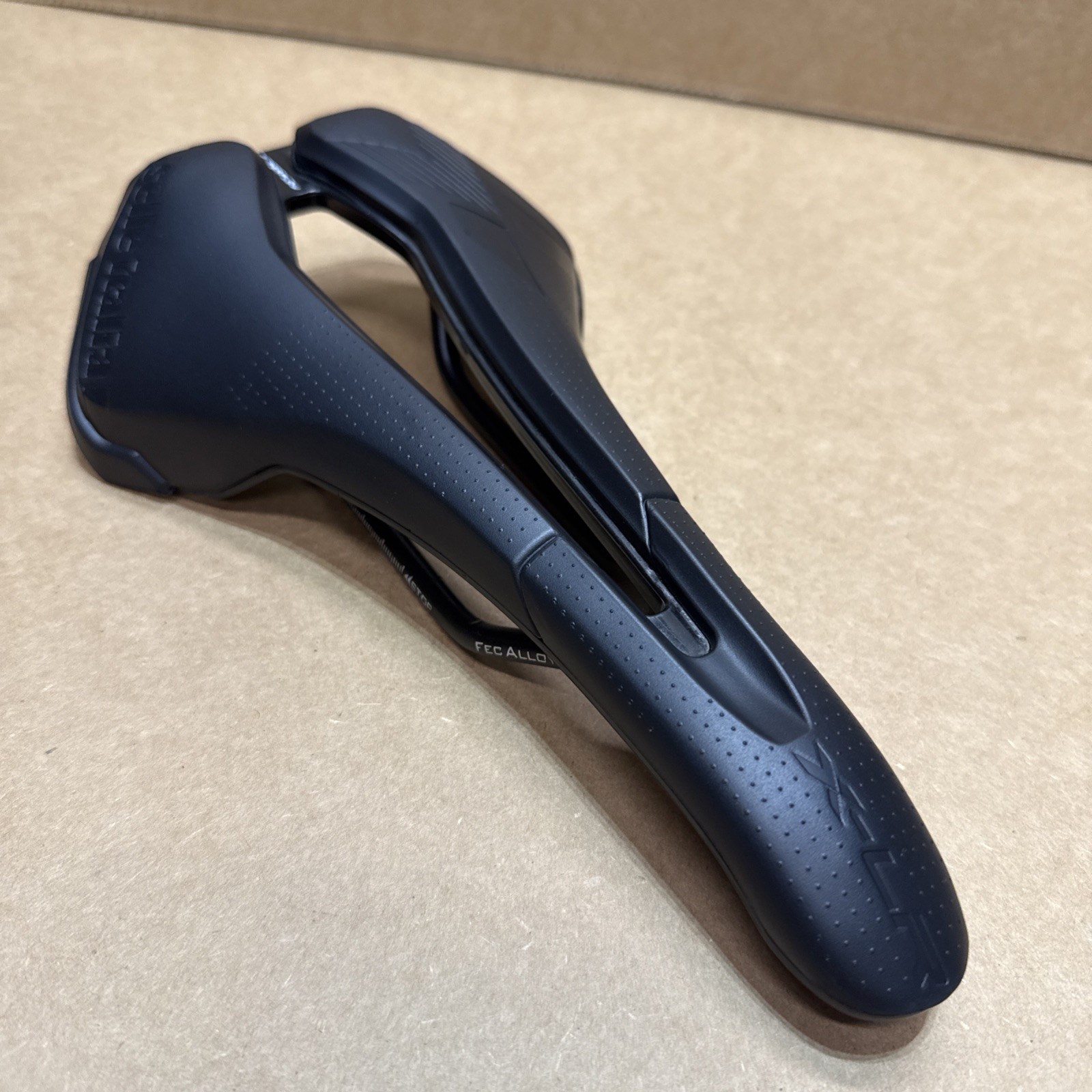 Selle Italia X-LR Super Flow Bicycle Bike Saddle Seat w/ FEC Alloy Rails ltg54