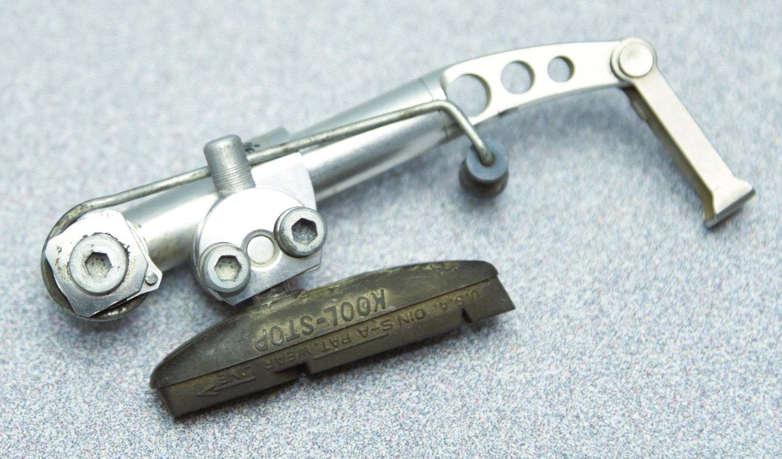 AVID TRI-ALIGN III Linear Pull Brakes, Front/Rear Set vintage mtb V CLEAN!