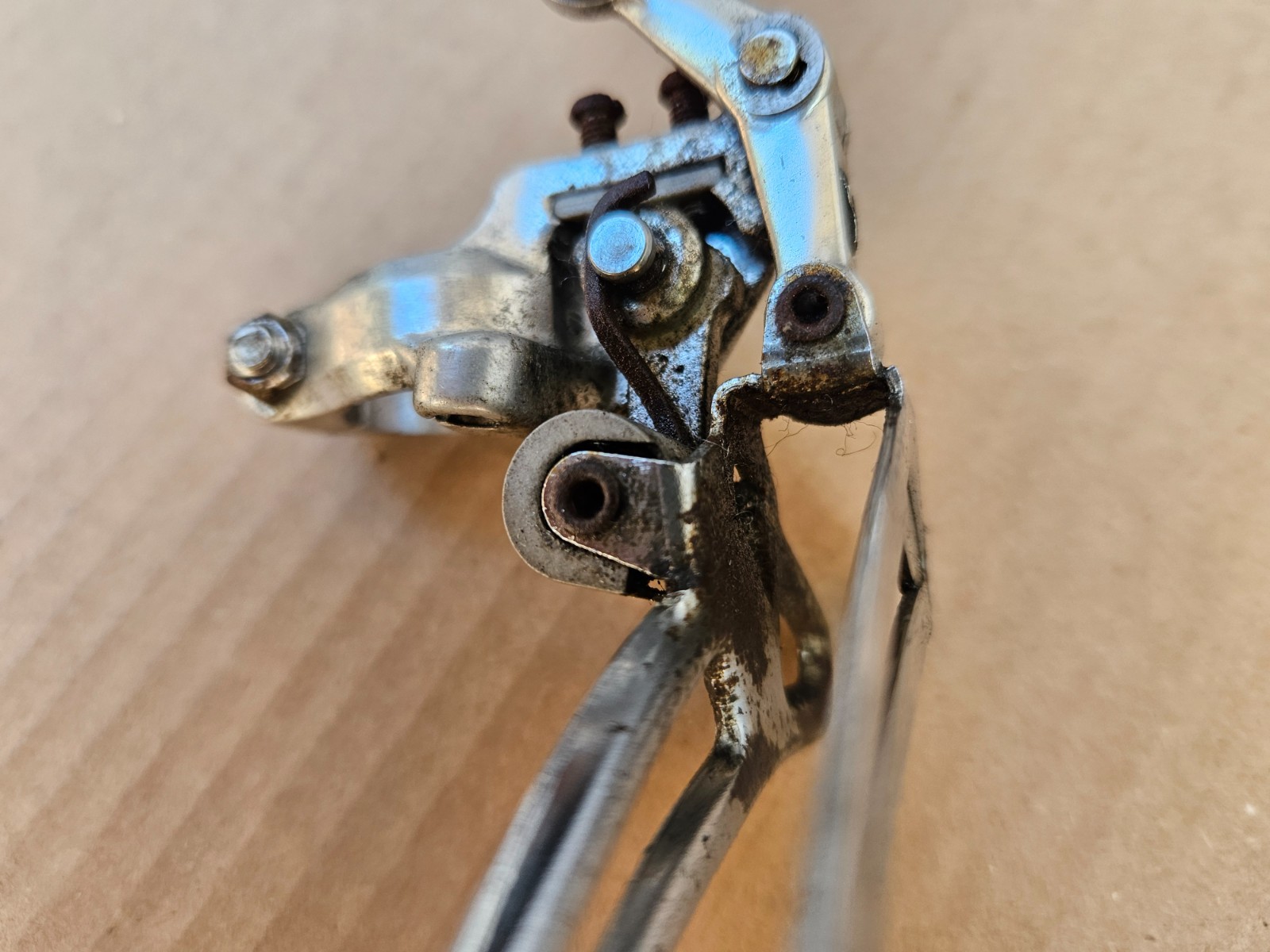 Vintage Shimano Deerhead Front Derailleur FD-M700 28.6mm Clamp Japan