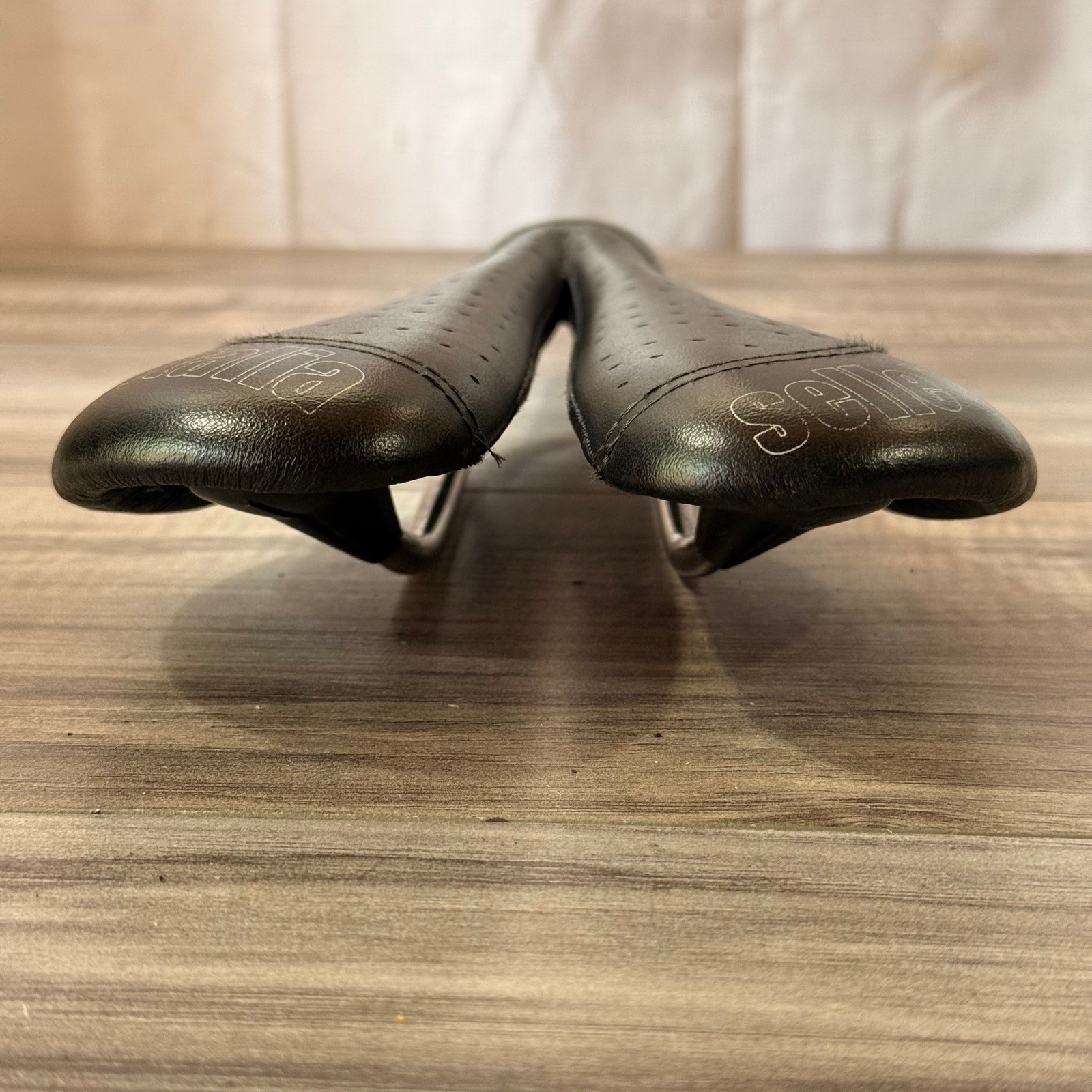 Selle Italia SLK Lady Gel Flow Saddle Black Leather Manganese 