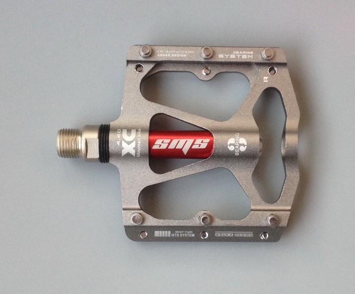MTB Bicycle Flat Pedals Mountain Bike Non-slip Pedal Aluminum Sealed 3 Bearing
