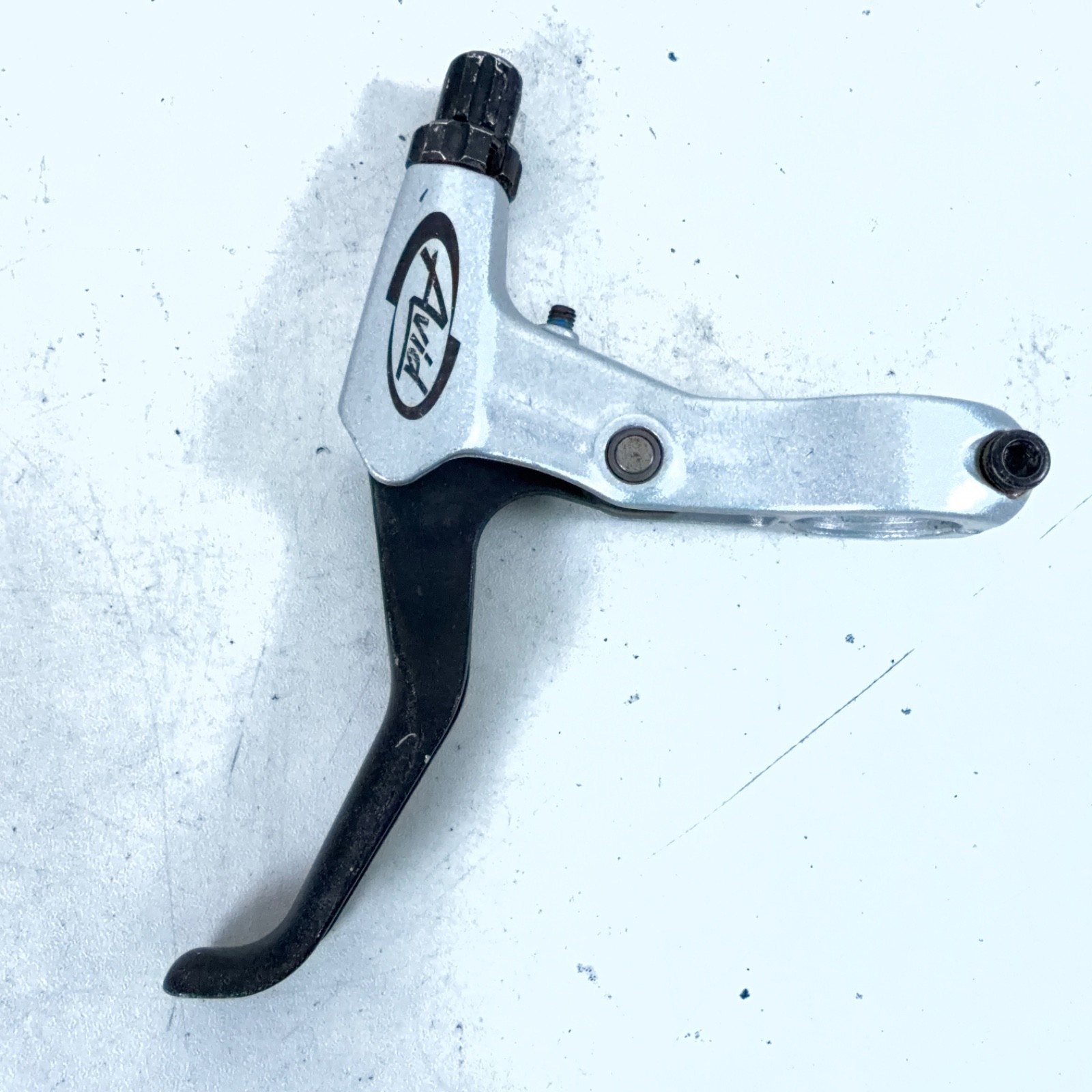 Avid Two-Tone Single Short Pull Brake Lever Left or Right Silver/Black Ø22.2