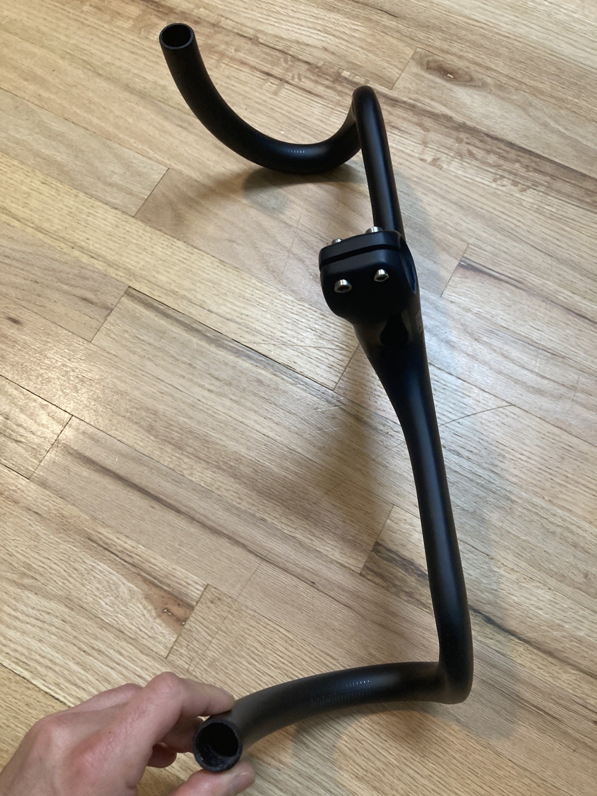 Black Inc integrated handlebar 90 mm x 42 cm road gravel bike carbon barstem