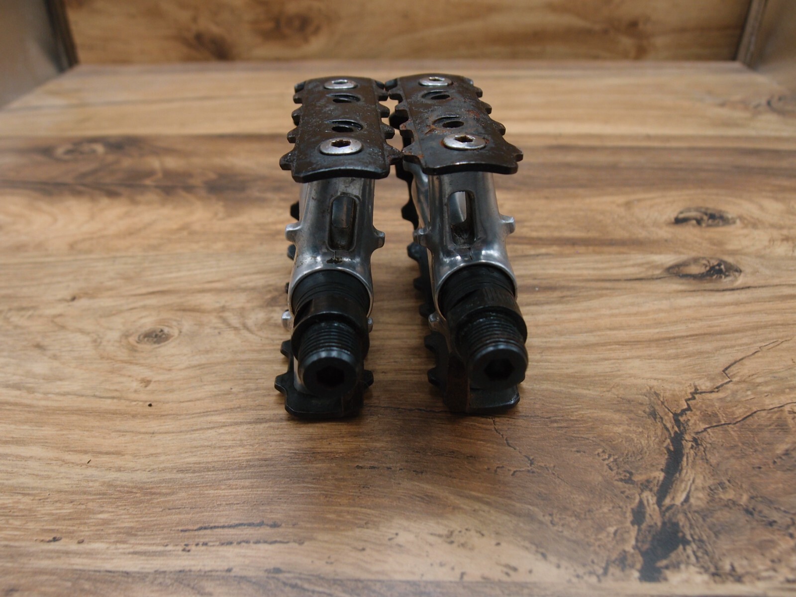 1990’s MTB flat platform pedals Shimano Deore PD-MT60 Bear Trap VIA Japan