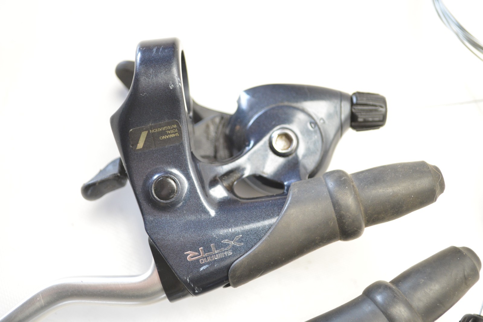 SHIMANO XTR 8 X 3 SPEED BICYCLE RAPIDFIRE SHIFTER BRAKE LEVERS ST-M900