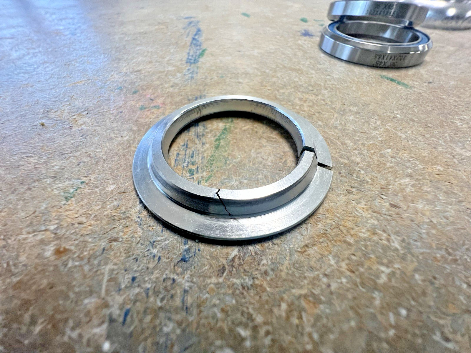 Velo Orange Grand Cru 1″ Headset Sealed Bearing Silver *Needs Crown Race