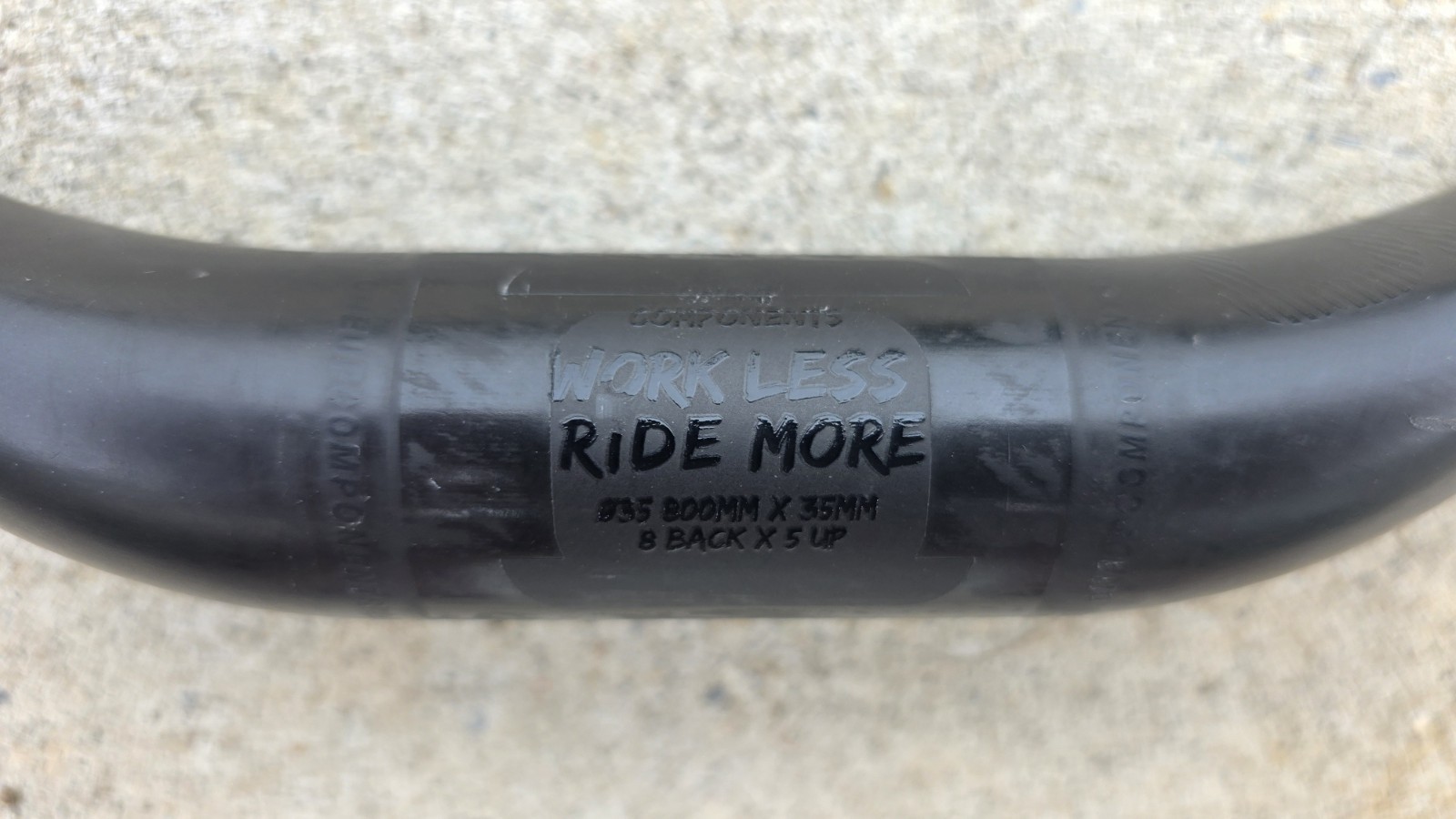 OneUp Components Carbon Riser Handlebar – 35mm clamp, 35mm rise, 800mm wide