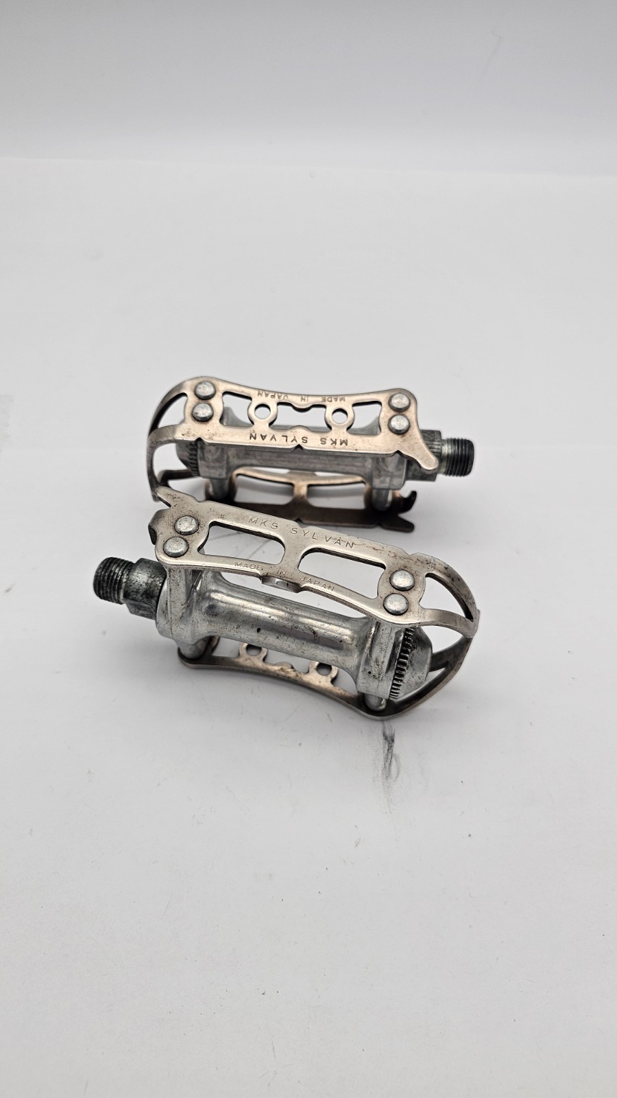 MKS Sylvan Bicycle Pedal Set SY-1 Silver Alloy 9/16″ Road Fixie Touring Bike