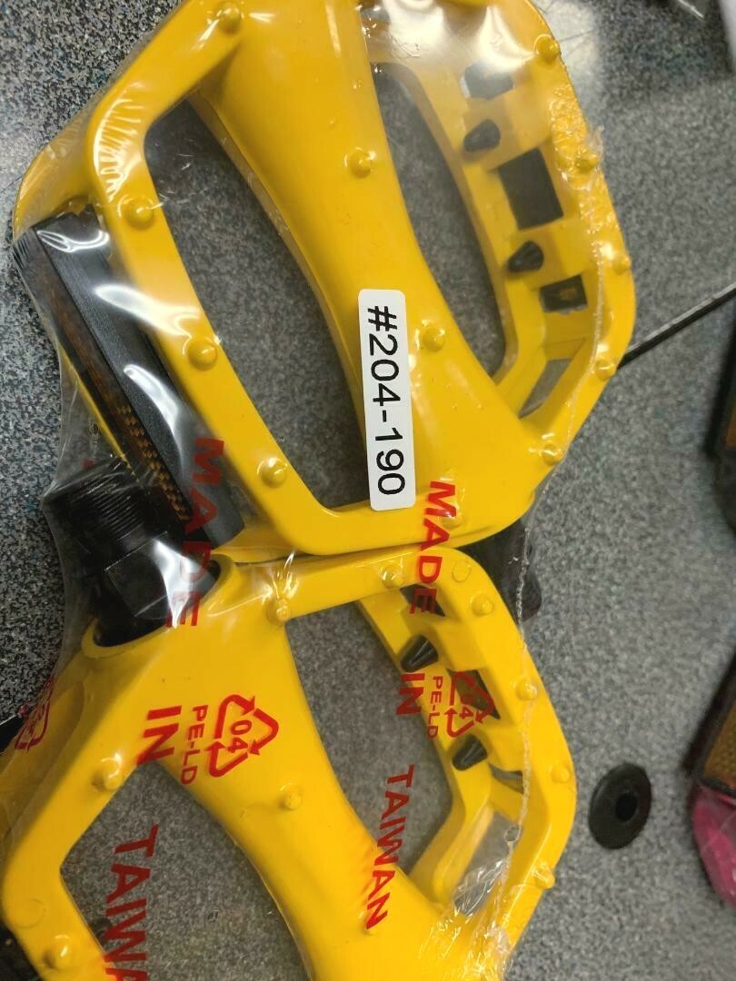 YELLOW Platform Bike Pedals 1/2″ Fixed Gear Track BMX MTB Cruiser Fixie Bicycle