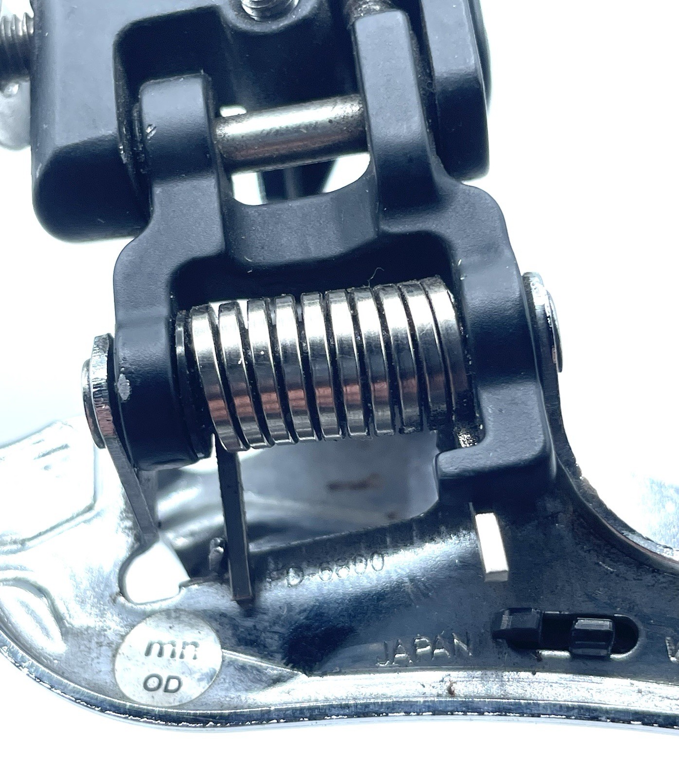 Shimano Ultegra FD-6800 Front Derailleur Braze-On Double