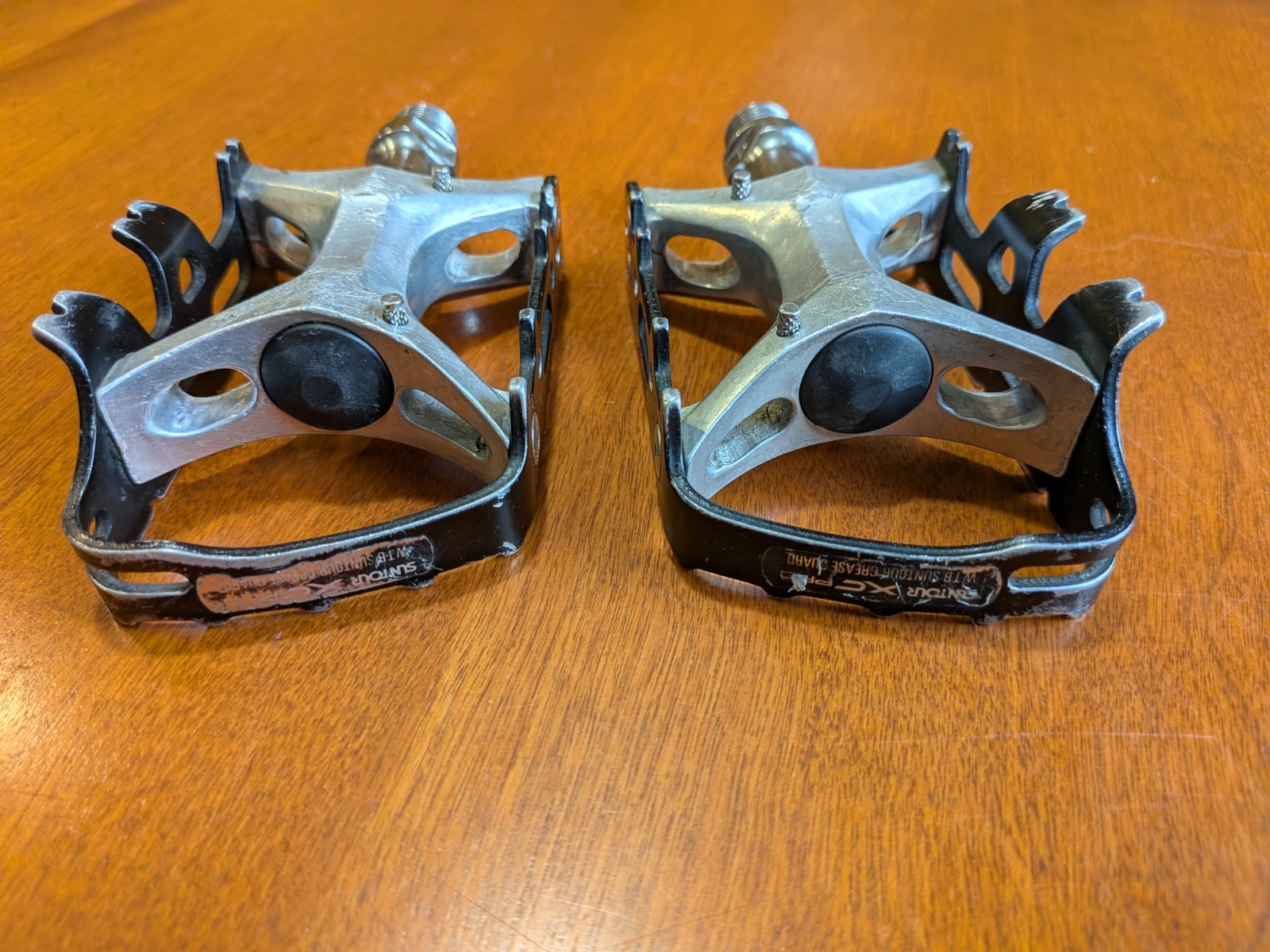 Suntour XC Pro WTB Grease Guard Pedals Vintage 1991