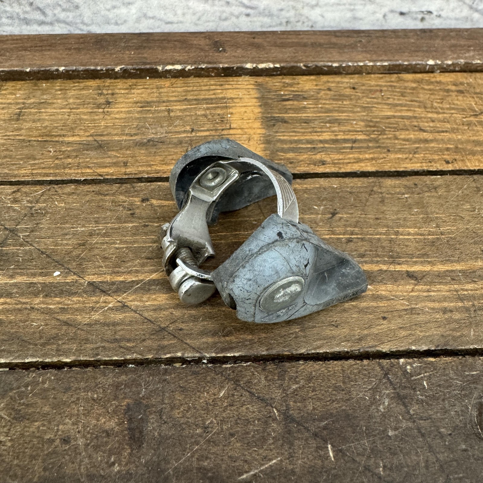 Vintage Simplex Cable Guide Clamp Down Tube Road Bike France 45g