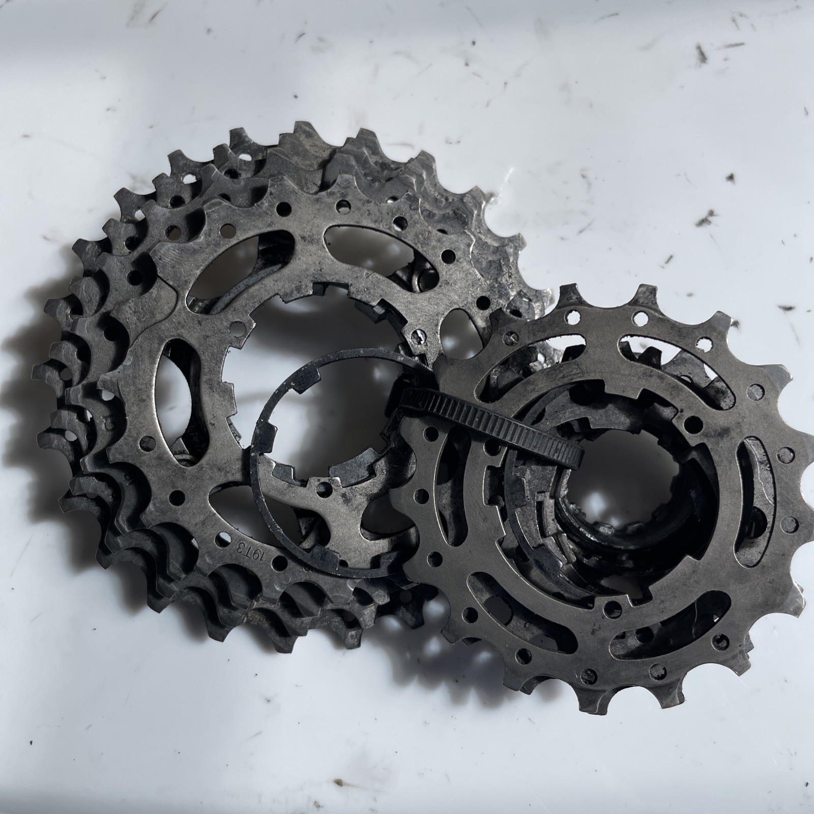 Used Shimano Ultegra CS-6700 10 Speed Road Bike Cassette 11-25T