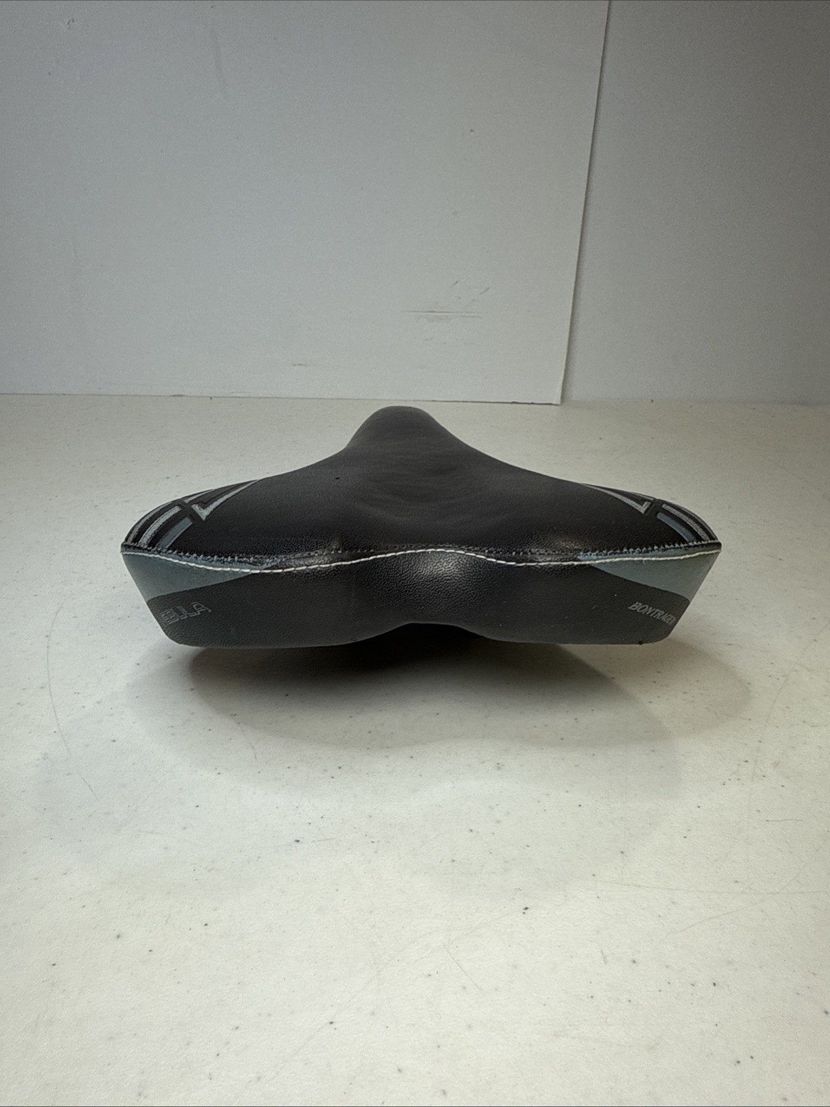 Vintage Bontrager Nebula Saddle 285 mm 170 Mm Wide Hybrid Cruiser Bike