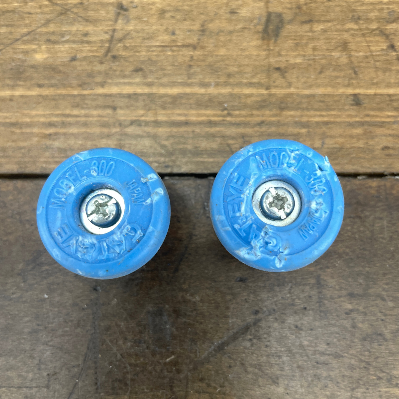 Vintage Cat Eye Bar End Plug Model 300 Blue Cateye Drop Bar Handlebar Caps A2