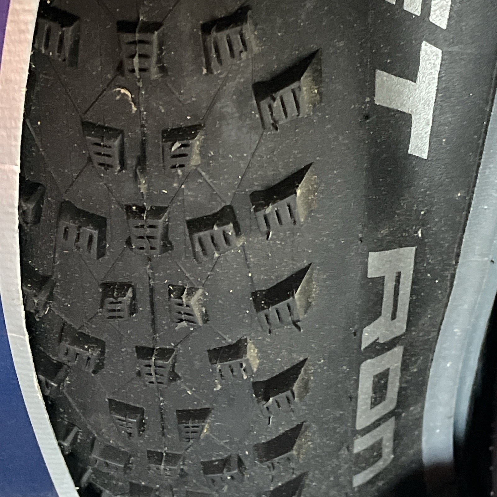 New Old Stock Schwalbe Rocket Ron Performance 29×2.25 Blk Dual Compound 57-622