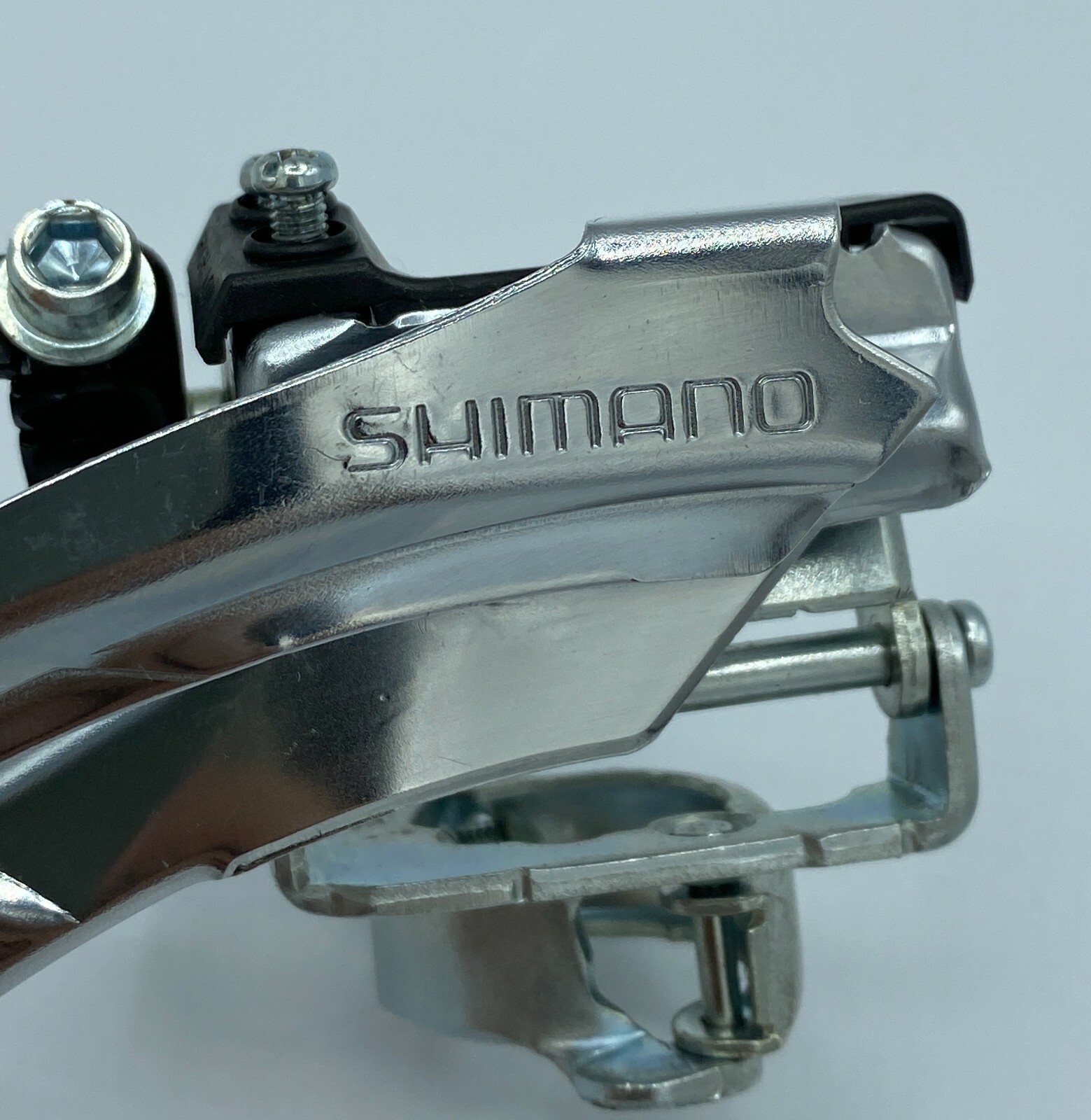 Shimano FD-TY22-GS Bike Front Derailleur Triple 3 x 6/7/8 Speed 28.6mm down pull