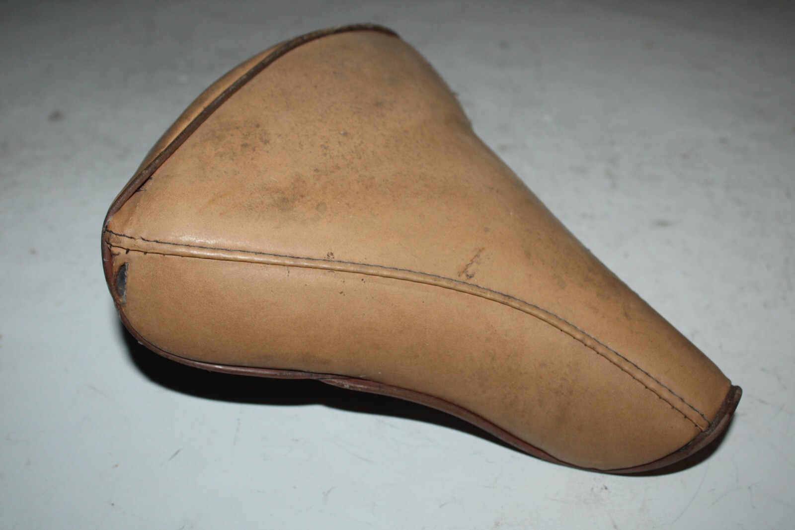 Vintage APersons Cruiser Bike Saddle 220/200mm Brown 791g Comfort USA Shipper!!!