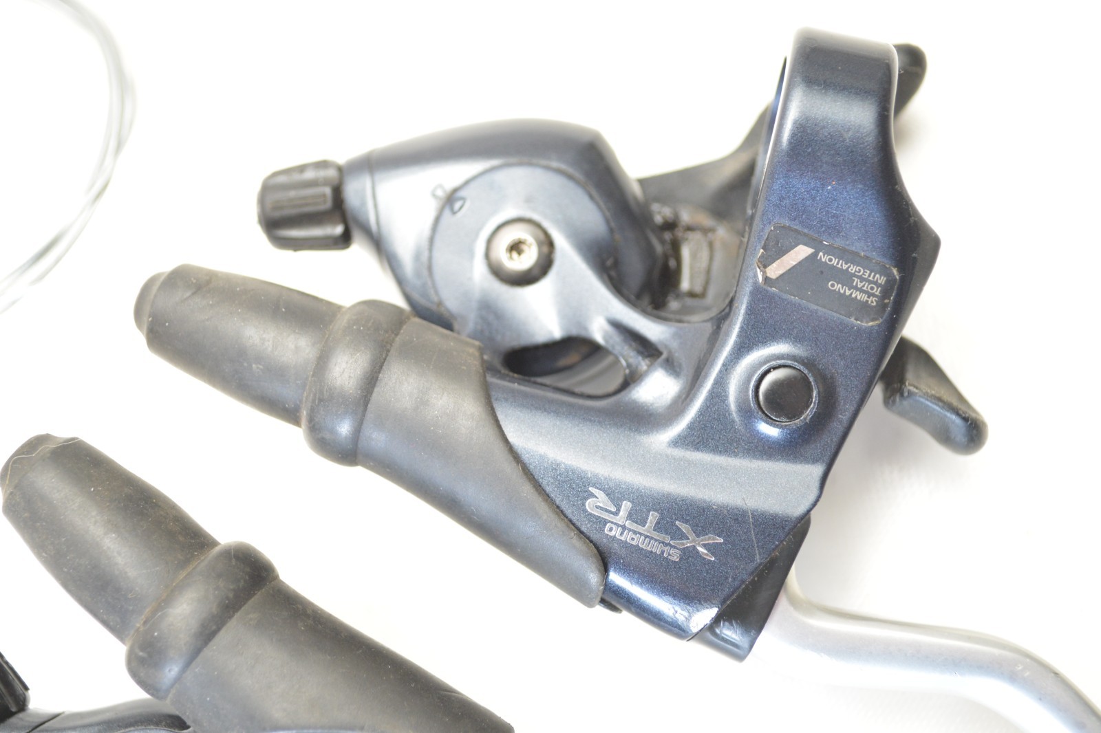 SHIMANO XTR 8 X 3 SPEED BICYCLE RAPIDFIRE SHIFTER BRAKE LEVERS ST-M900