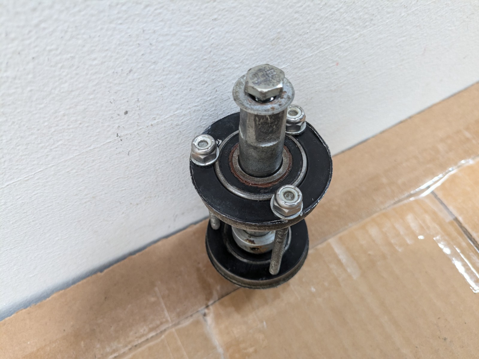 Bullseye BallBracket bottom bracket black Original 1980s vintage BMX