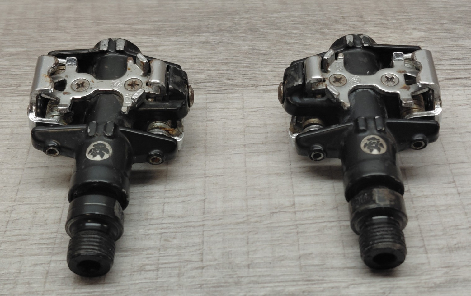 Bontrager RE-1 Clipless Pedals Black/Silver Dual Sided Mountain Bike, Bicycle