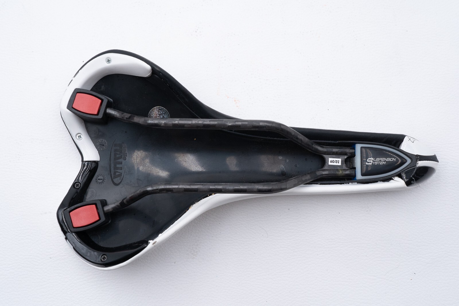 NOS SELLE ITALIA TURBOMATIC CARBON BLACK VINTAGE SADDLE SEAT RACING BIKE OLD