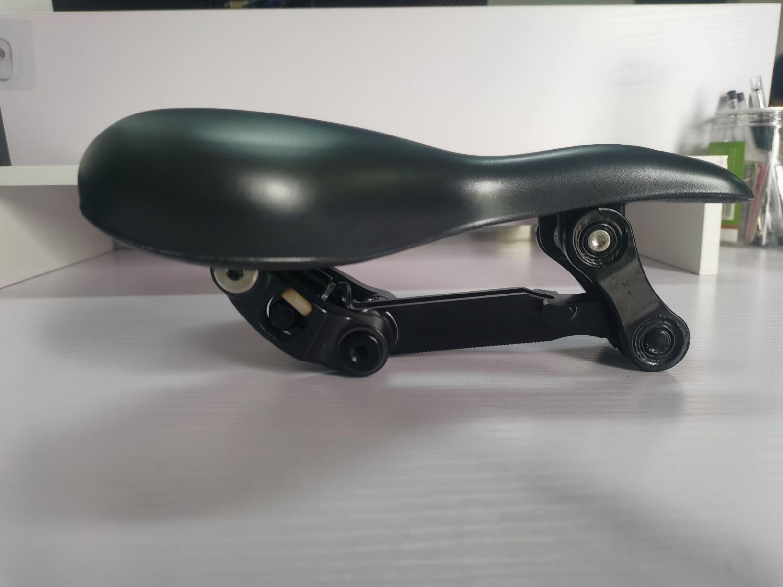 YUNSHU Bionic Sporty Bike Saddle MTB Road Bike Saddle Ultralight Racing Bicycle