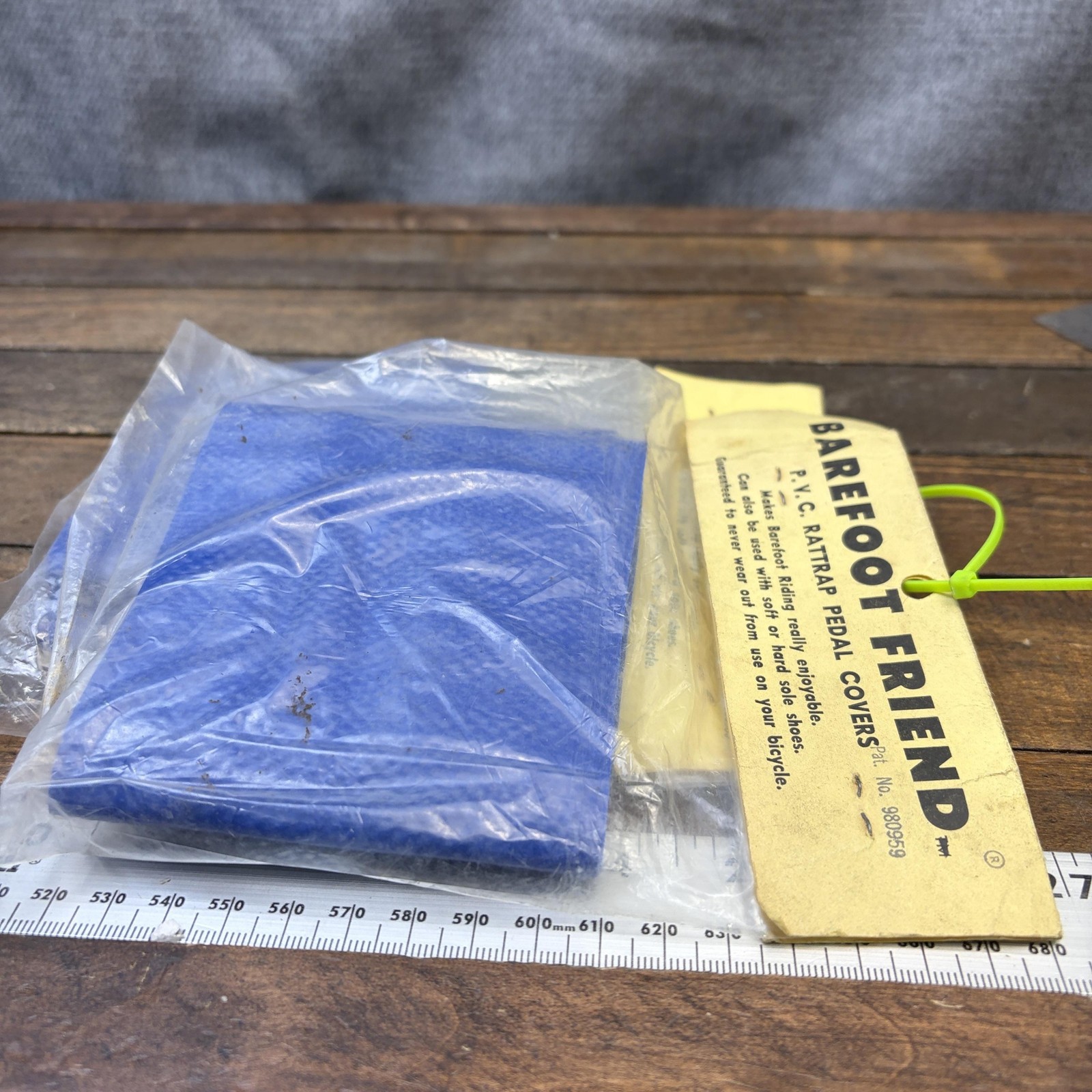 Vintage Barefoot Friend PVC Rattrap Pedal Covers NOS Blue 2 Pair 980959 Bicycle