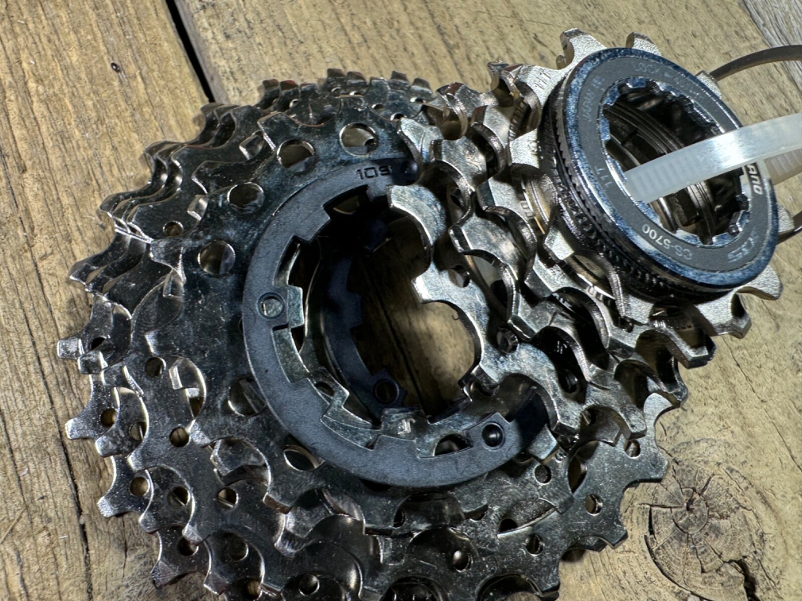 SHIMANO 105 CS-5700 10 Speed Cassette 11-25T 10 Spd USED 11-25 Japan Road Bike