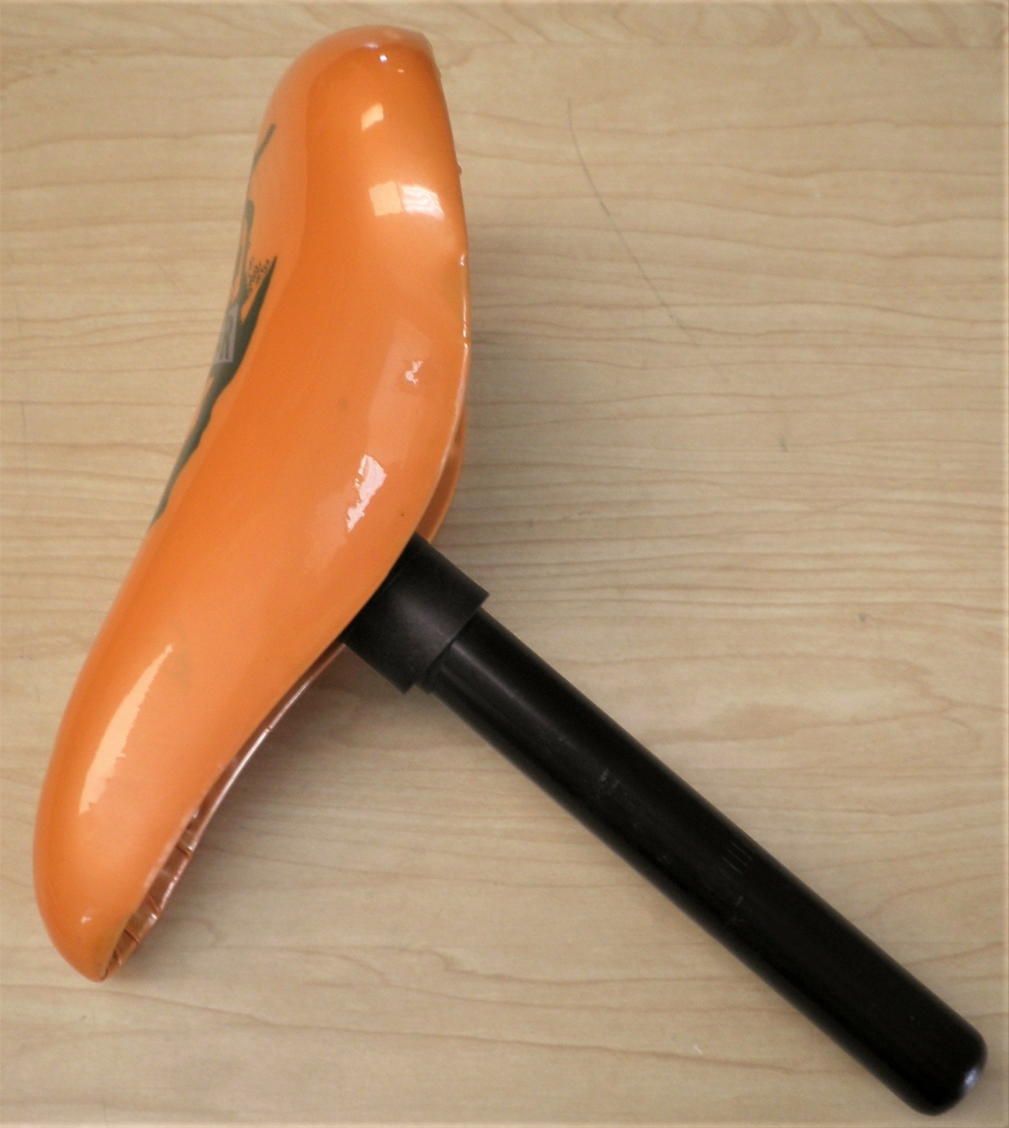 ORANGE «DINO RESCUER» KIDS’ BIKE SADDLE/SEAT 638