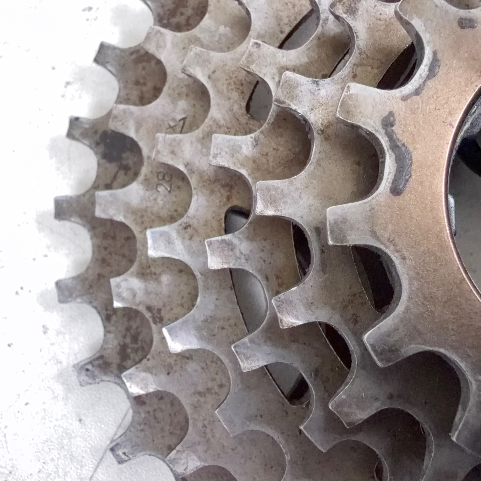 Shimano Vintage Uniglide 6 Speed Cassette 14-17-20-24-28-32 Wide Range