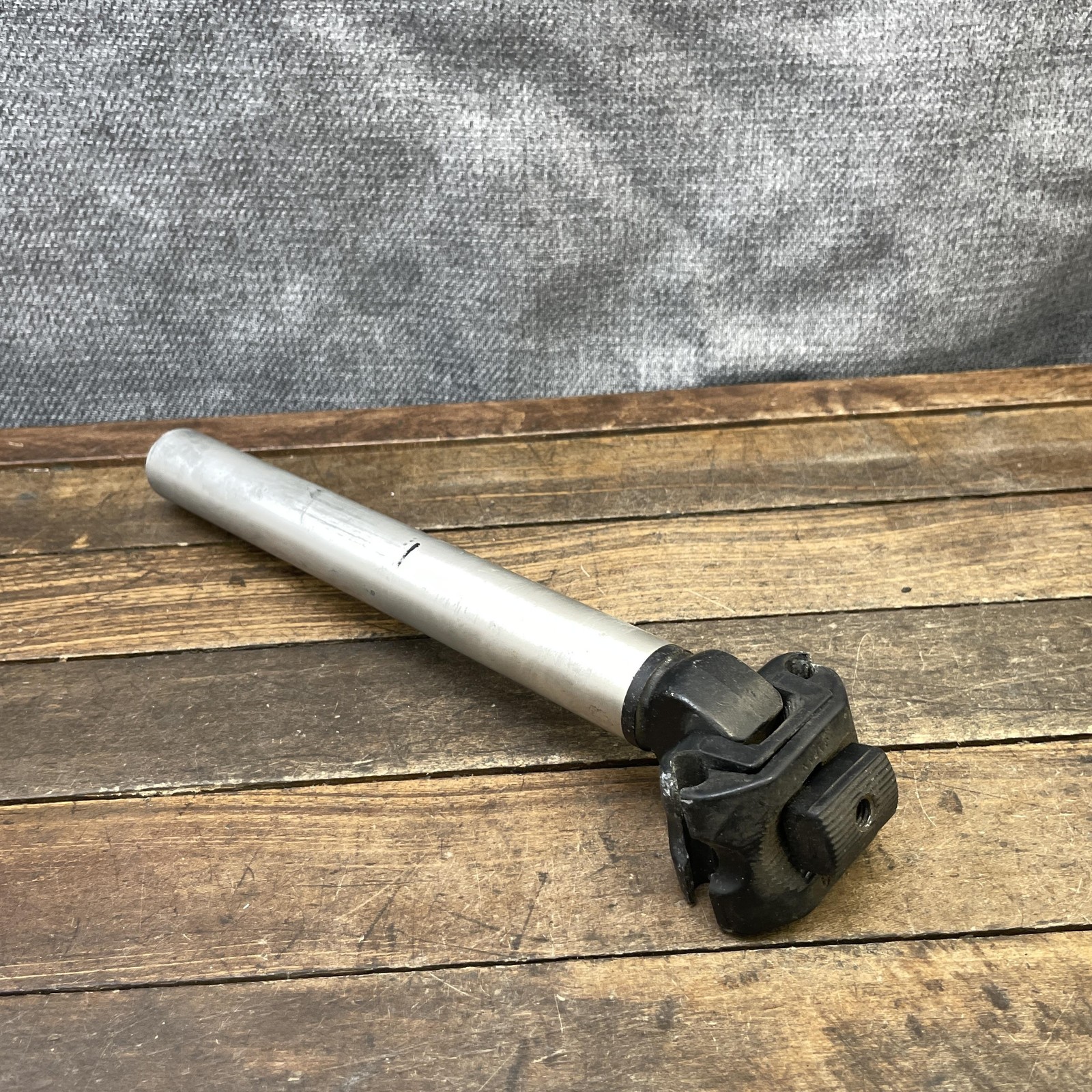 Vintage Strong Seatpost 27.2mm Alloy Silver Japan 1989 27.2 MTB Road Bicycle