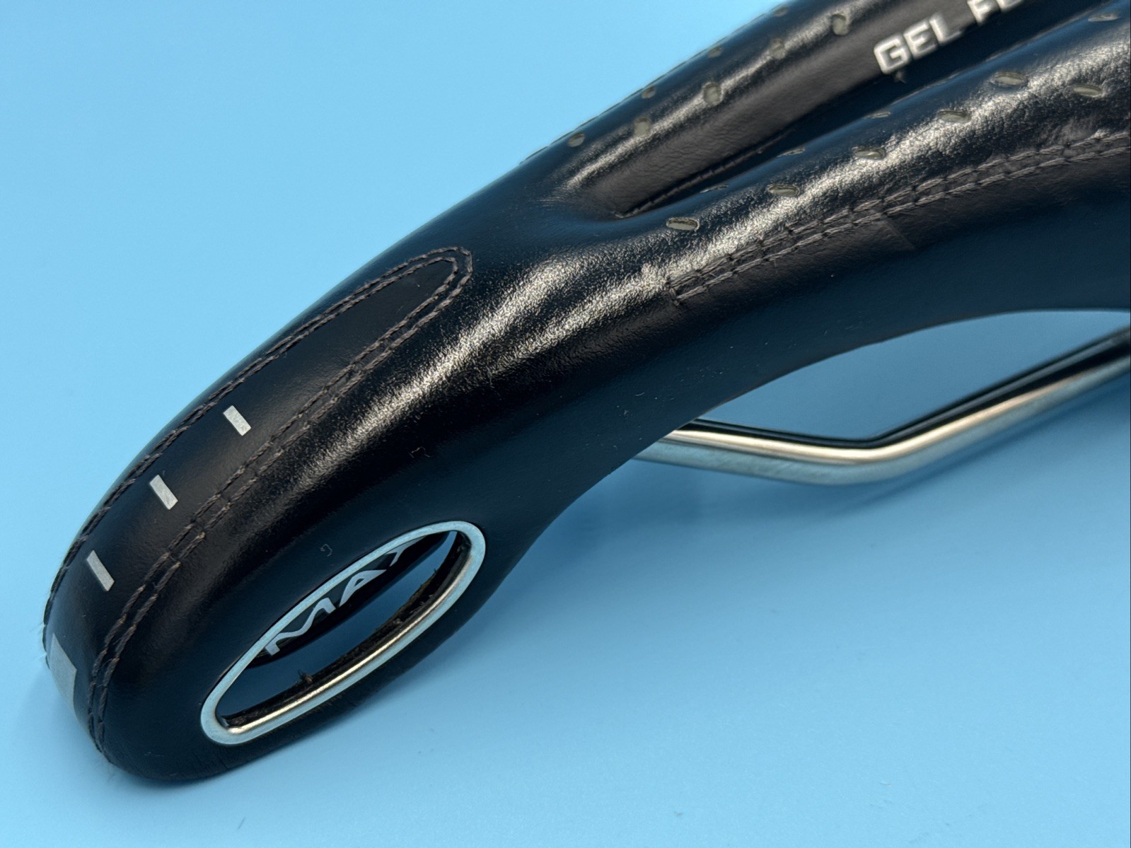 Selle Italia Max Flite Gel Flow Perforated Black Leather Saddle Vanox Rails L3