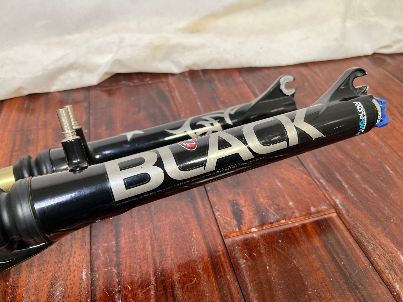 Vintage Manitou Black Fork 1-1/8” 100mm QR Disc/Rim 26″ leaking oil Retro MTB