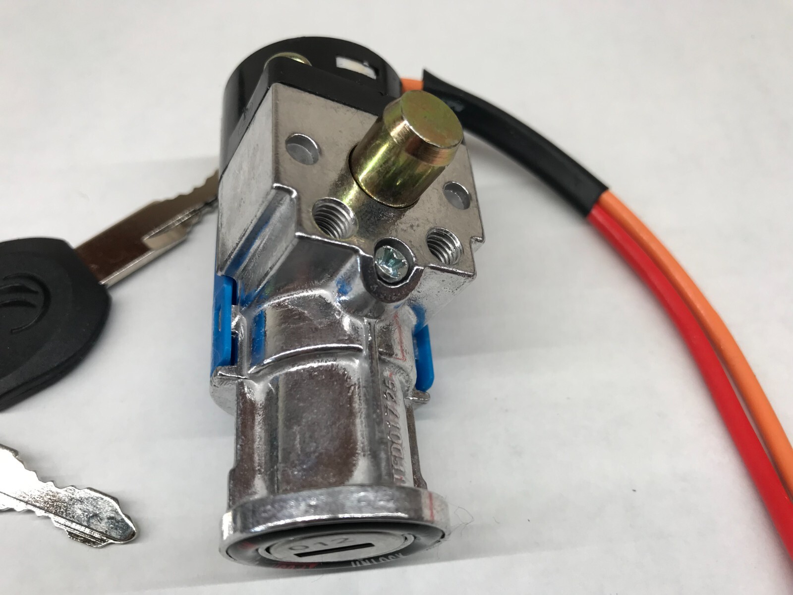 Reention Sliverfish replacement switch lock mechanism with keys