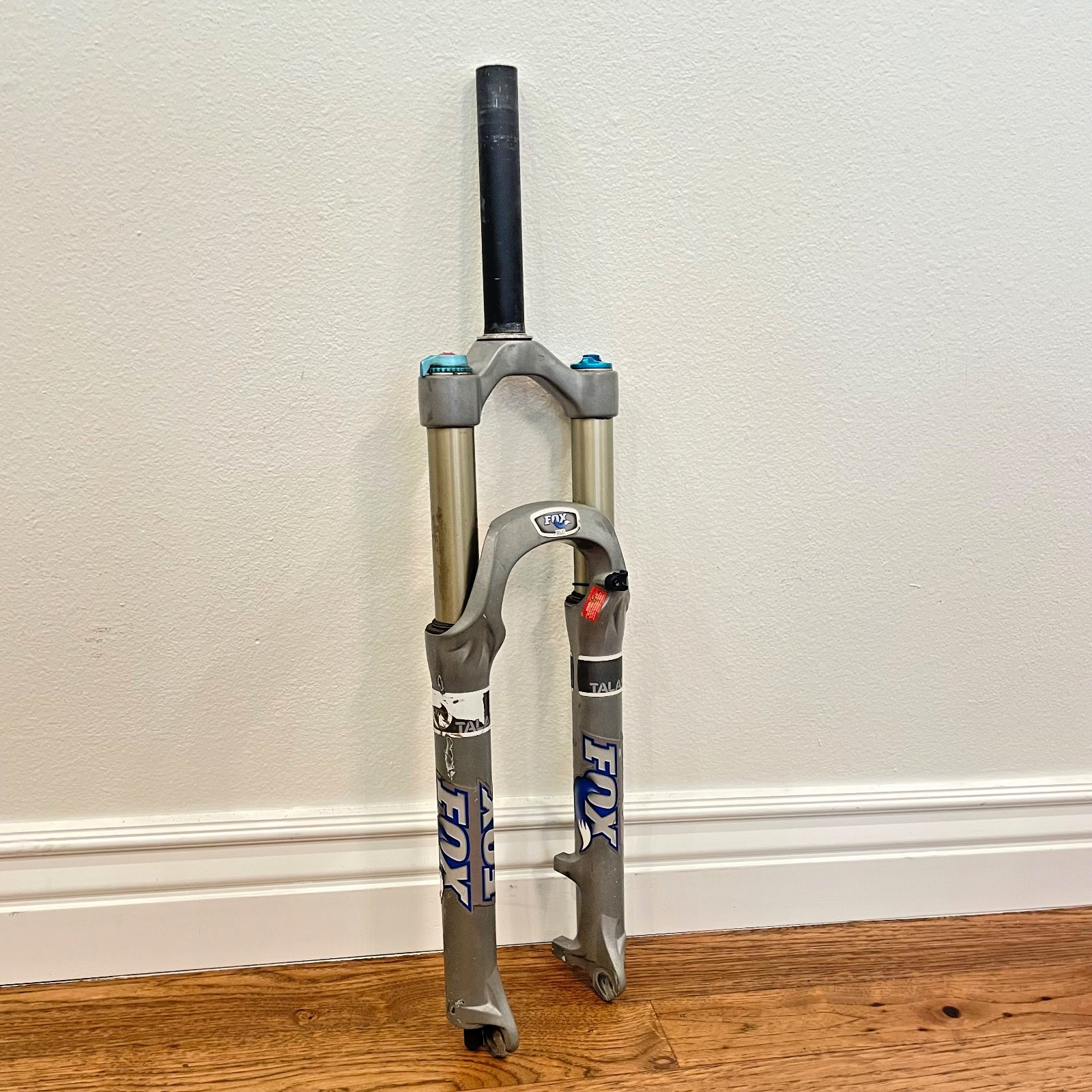 Fox Factory Talas 32 Fork 100-140mm Adjustable Travel 26” Disc 1 1/8″ Steerer