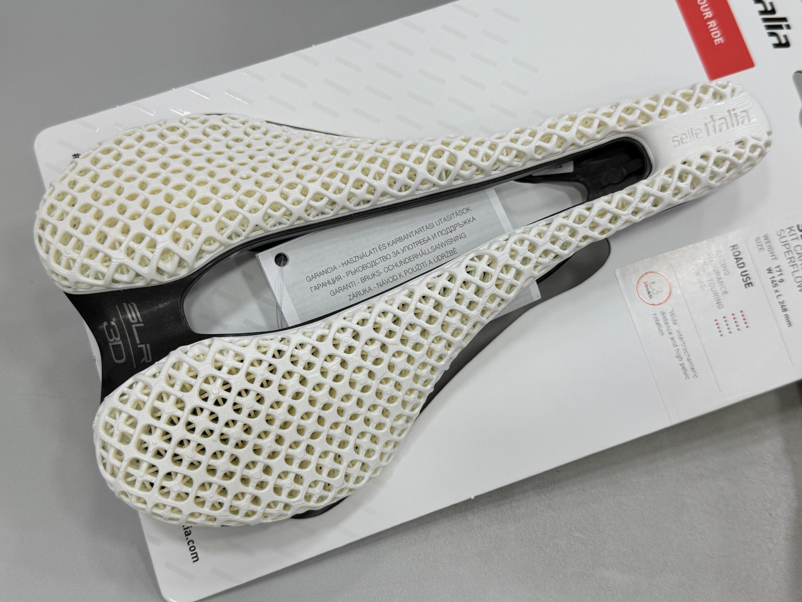 Selle Italia SLR Boost 3D Kit Carbon Superflow Saddle L3(145x248mm) White