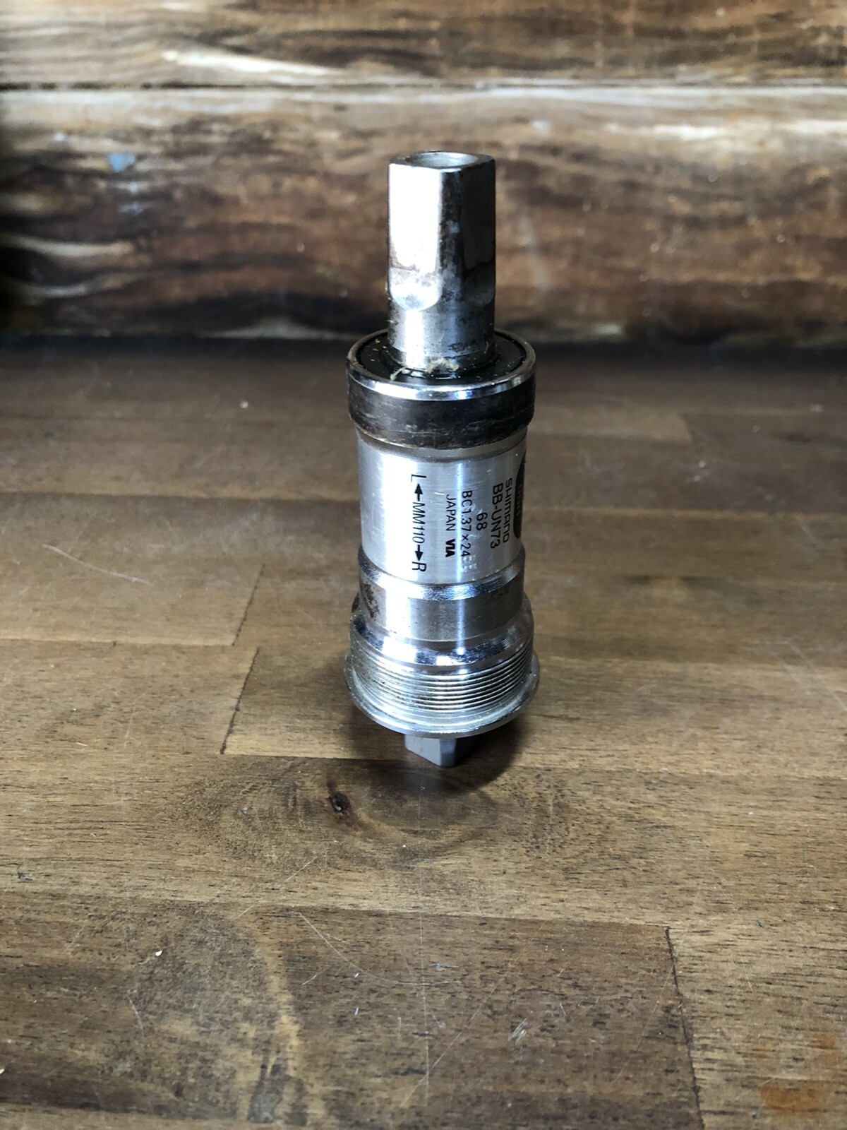 Shimano BB-UN73 Bottom Bracket