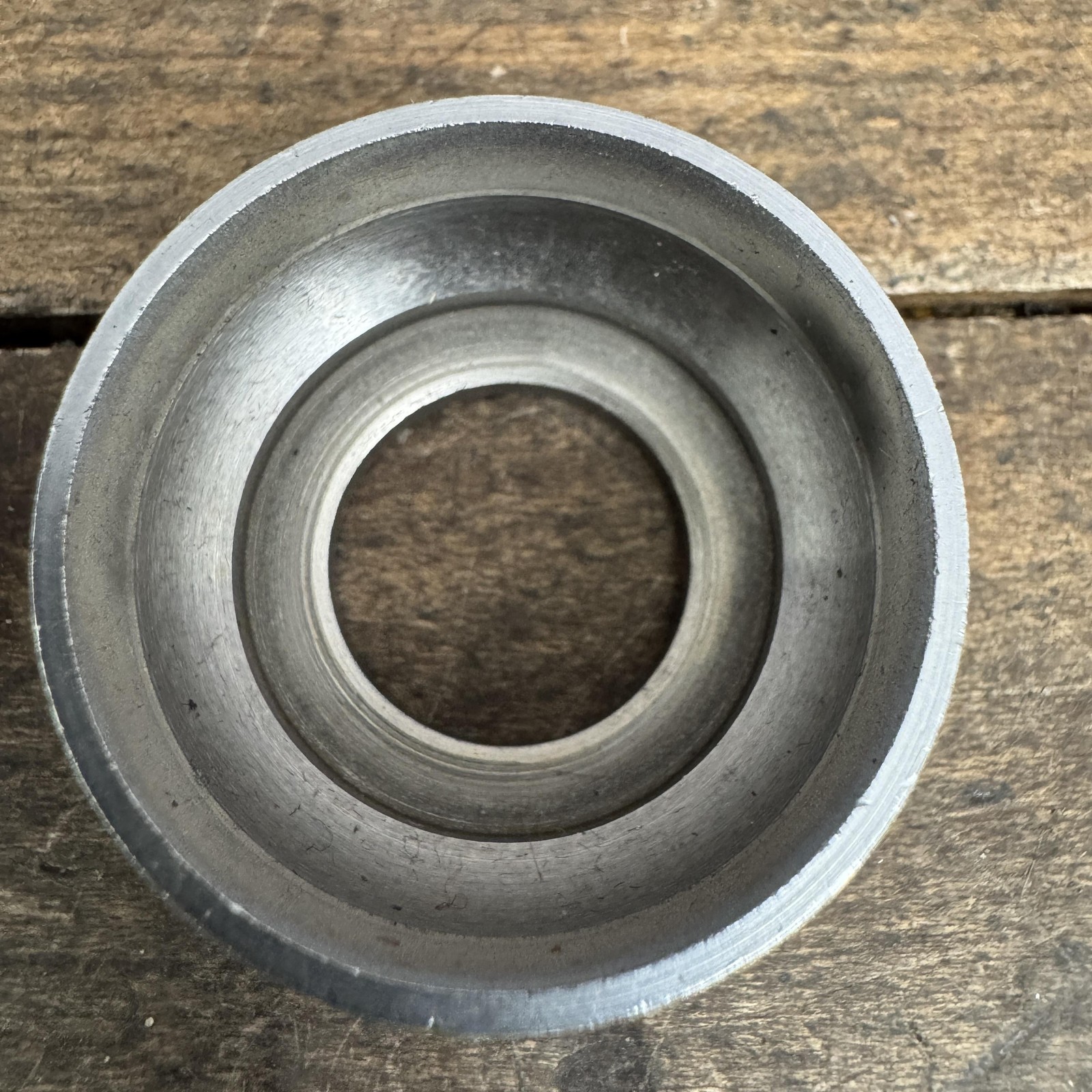 Vintage Suntour Superbe Bottom Bracket Cups NOS 1.37×24 BSA English Square Taper