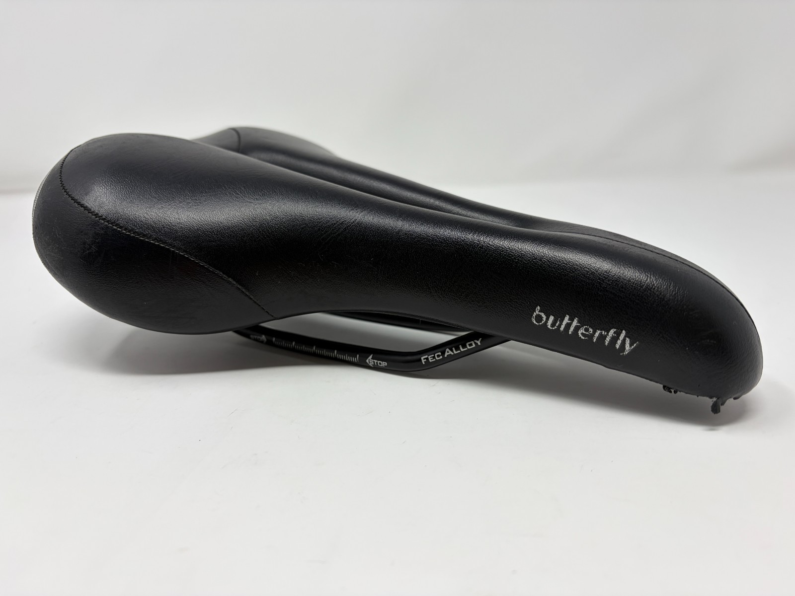 TERRY BUTTERFLY WOMEN’S SADDLE Fec Alloy Rail Bike Seat 155x260mm 330g