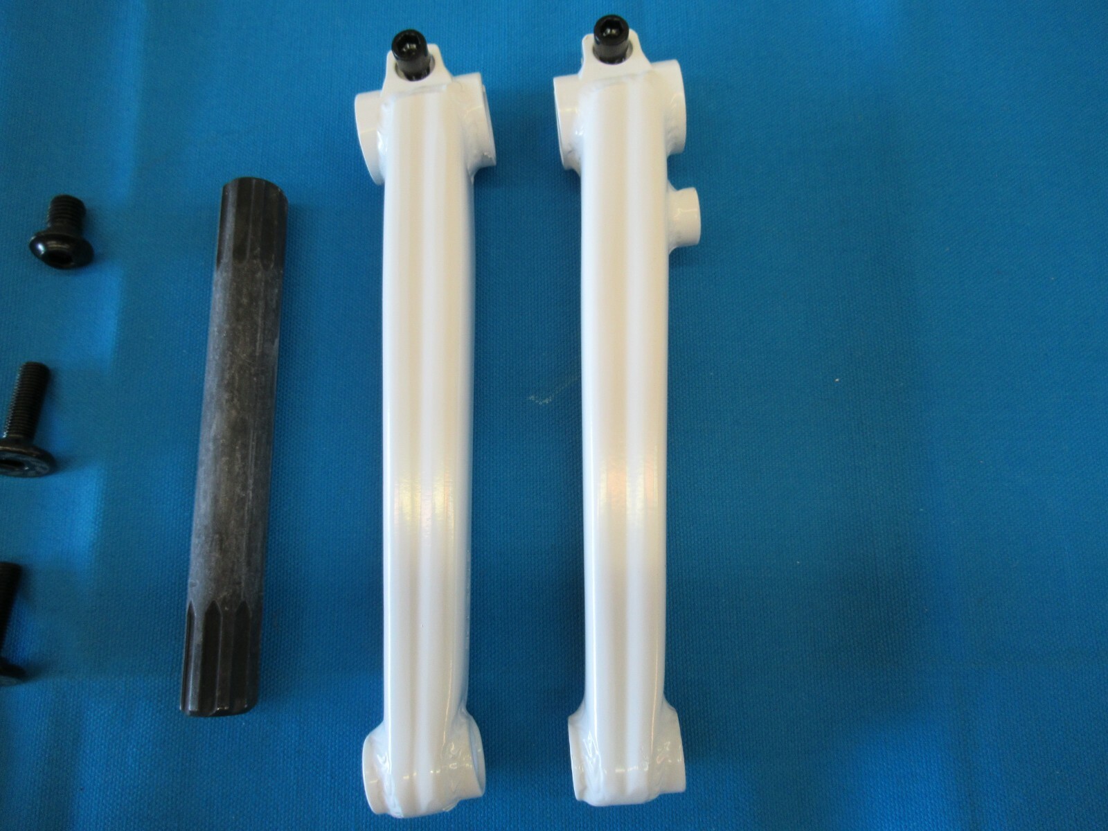 SE Bike BMX Bicycle V-Ridge Crank Cromo White 3 Piece Set 175 mm with Axle -New