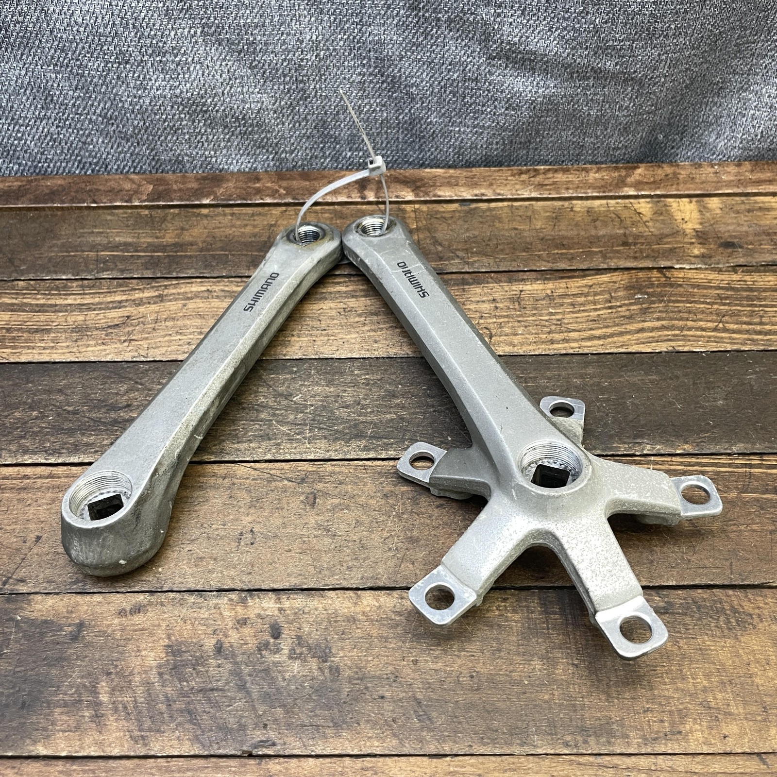 Vintage Shimano FC-B124 Crank Set 175 Mm 110 BCD Triple Japan Touring MTB