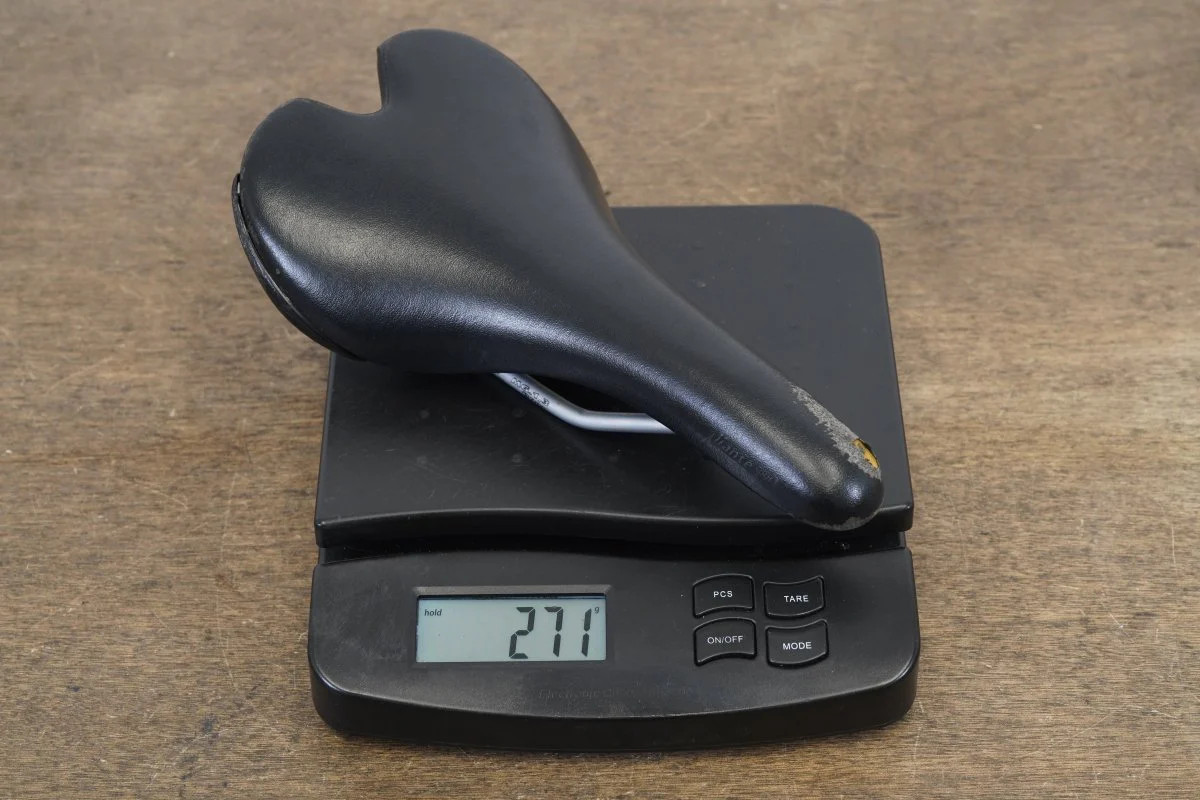 130mm Fizik Aliante Sport Manganese Rail Road Saddle 271g