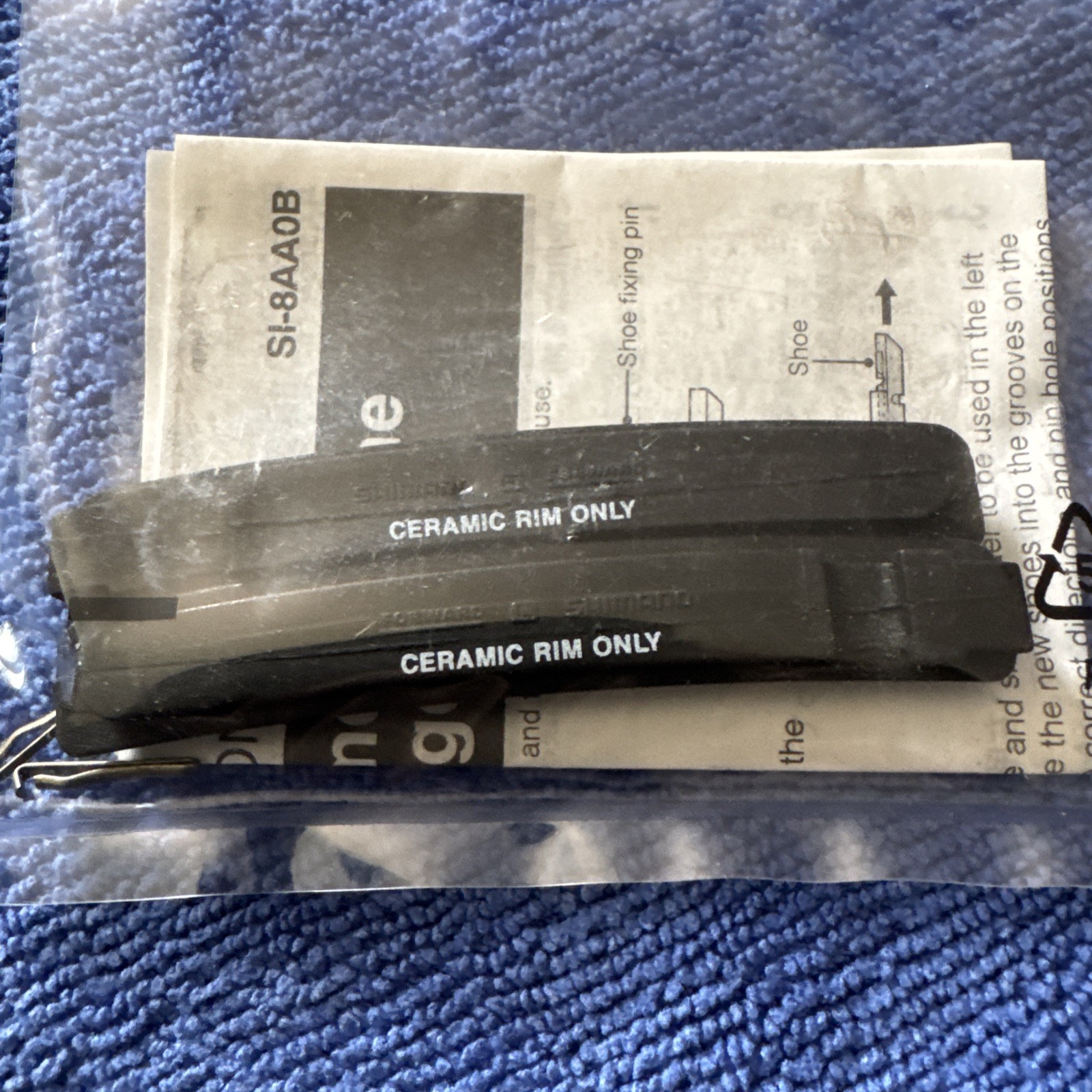 NEW SHIMANO XTR SINGLE V-BRAKE CARTRIDGE PADS CERAMIC RIM ONLY W/PIN SEALED BAG